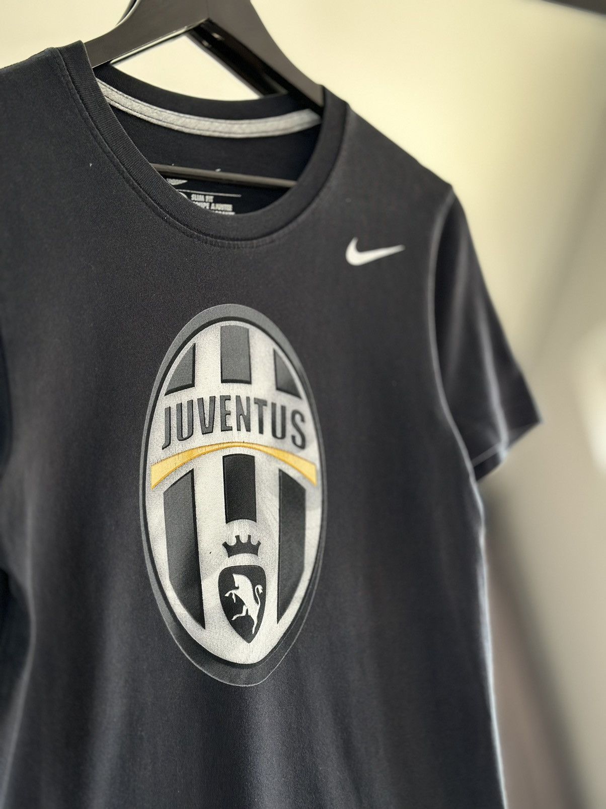 Nike Vintage Jersey Juventus nike black Ronaldo Soccer T-shirt Size US S / EU 44-46 / 1 - 7 Thumbnail