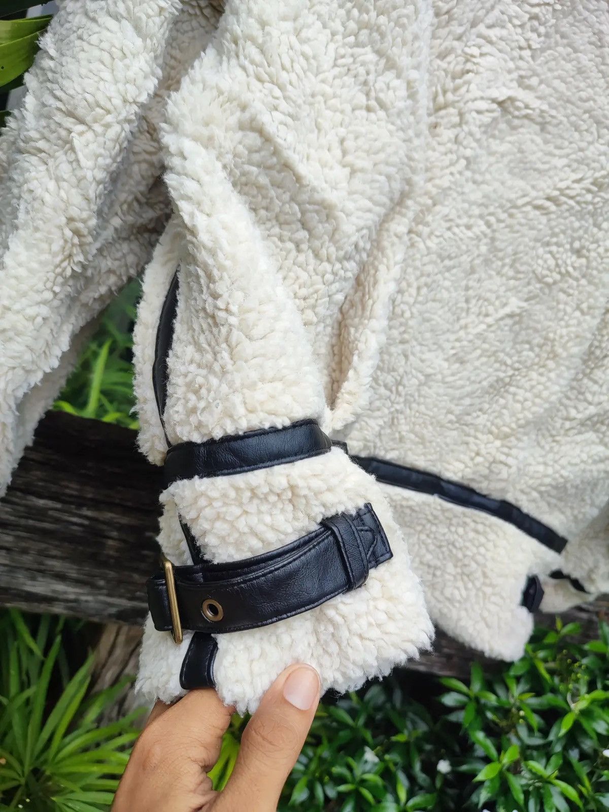 Japanese Brand GRL Faux Shearling Bondage-Style Jacket Size US M / EU 48-50 / 2 - 10 Thumbnail