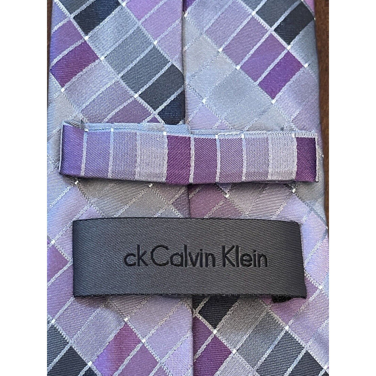 Calvin Klein Ck Calvin Klein Purple Gray 100% SilK Tie Made in China Size ONE SIZE - 8 Thumbnail