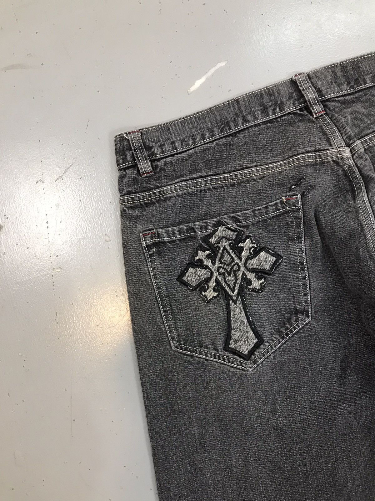 Avirex Vintage Avirex cross embroidered loose fit denim Size US 42 / EU 58 - 13 Thumbnail