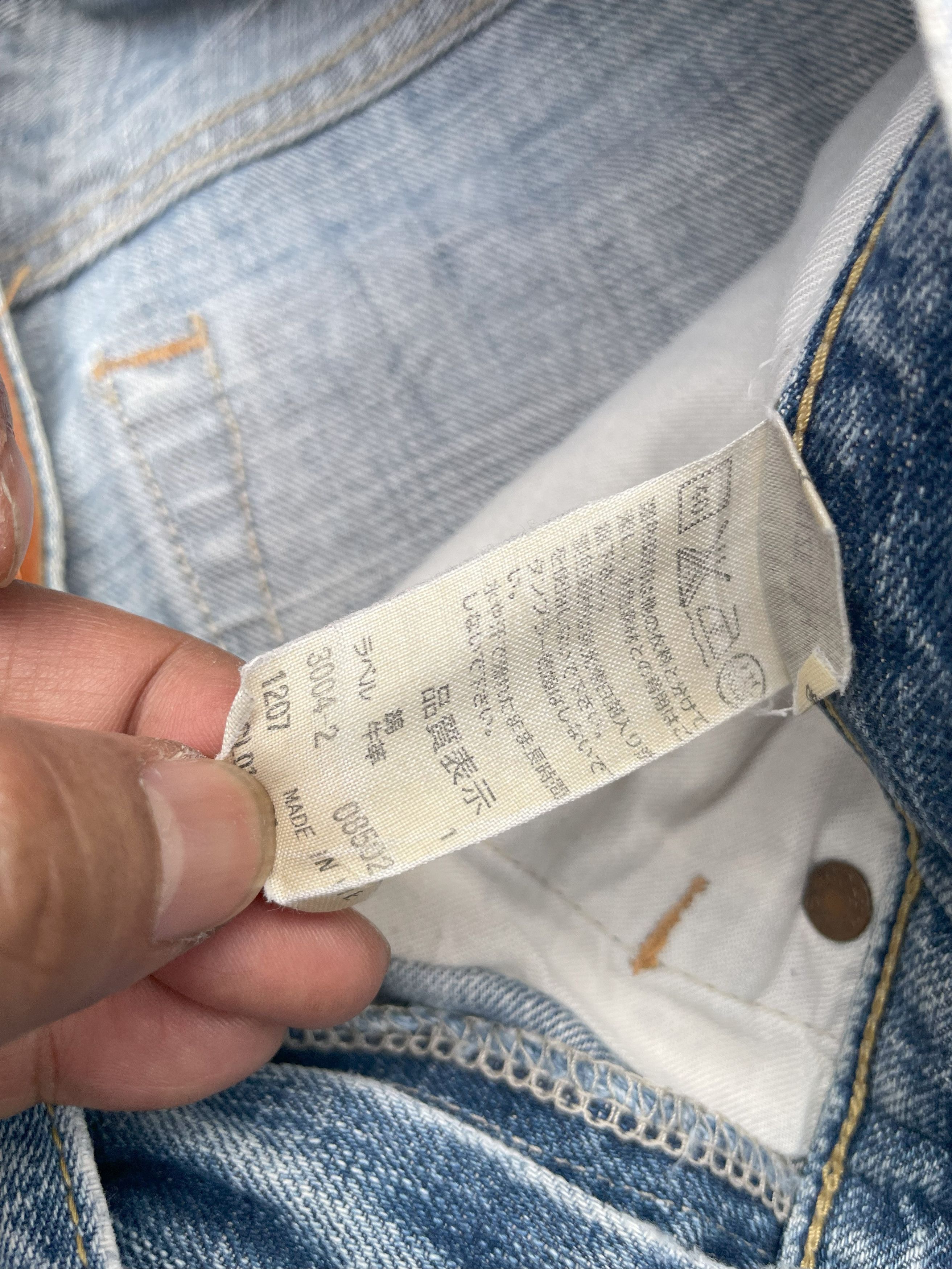 Levi's Vintage Levis 502 Faded Distresed Size US 31 - 17 Thumbnail