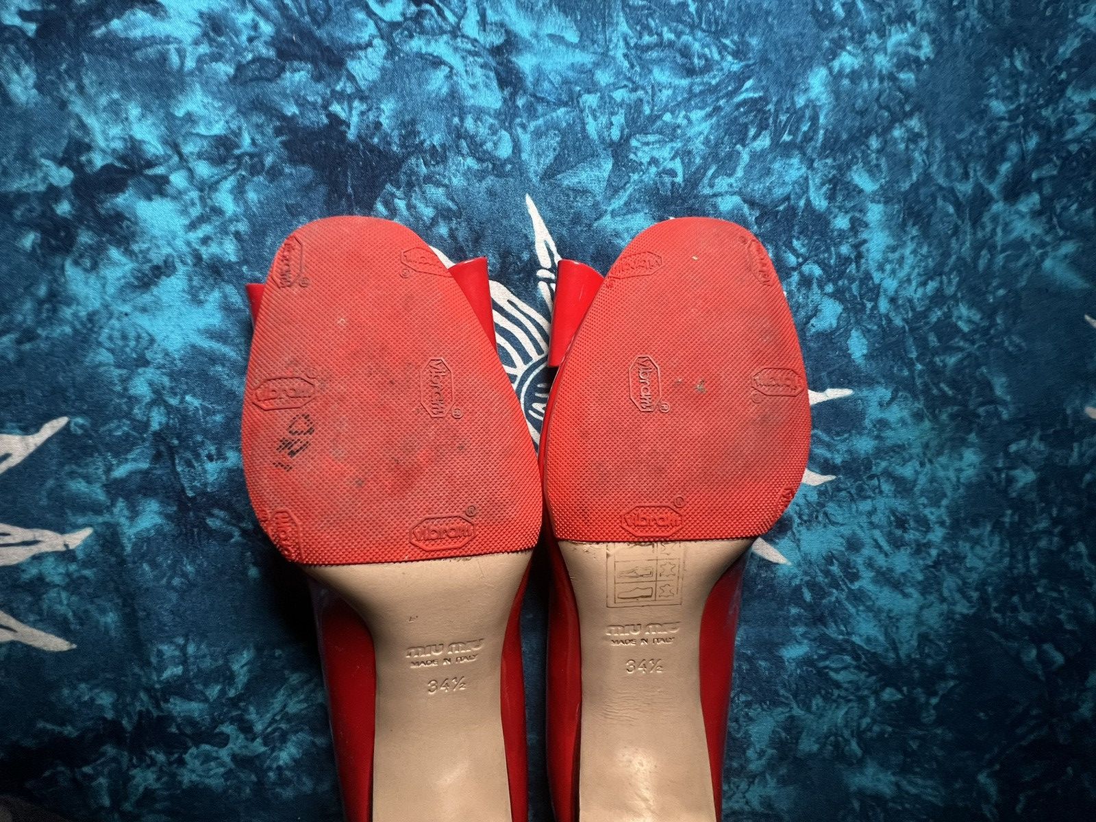 Miu Miu Miu Miu Red Patent Leather Block Heel Pumps Y2K Size US 4 / IT 34 - 15 Thumbnail