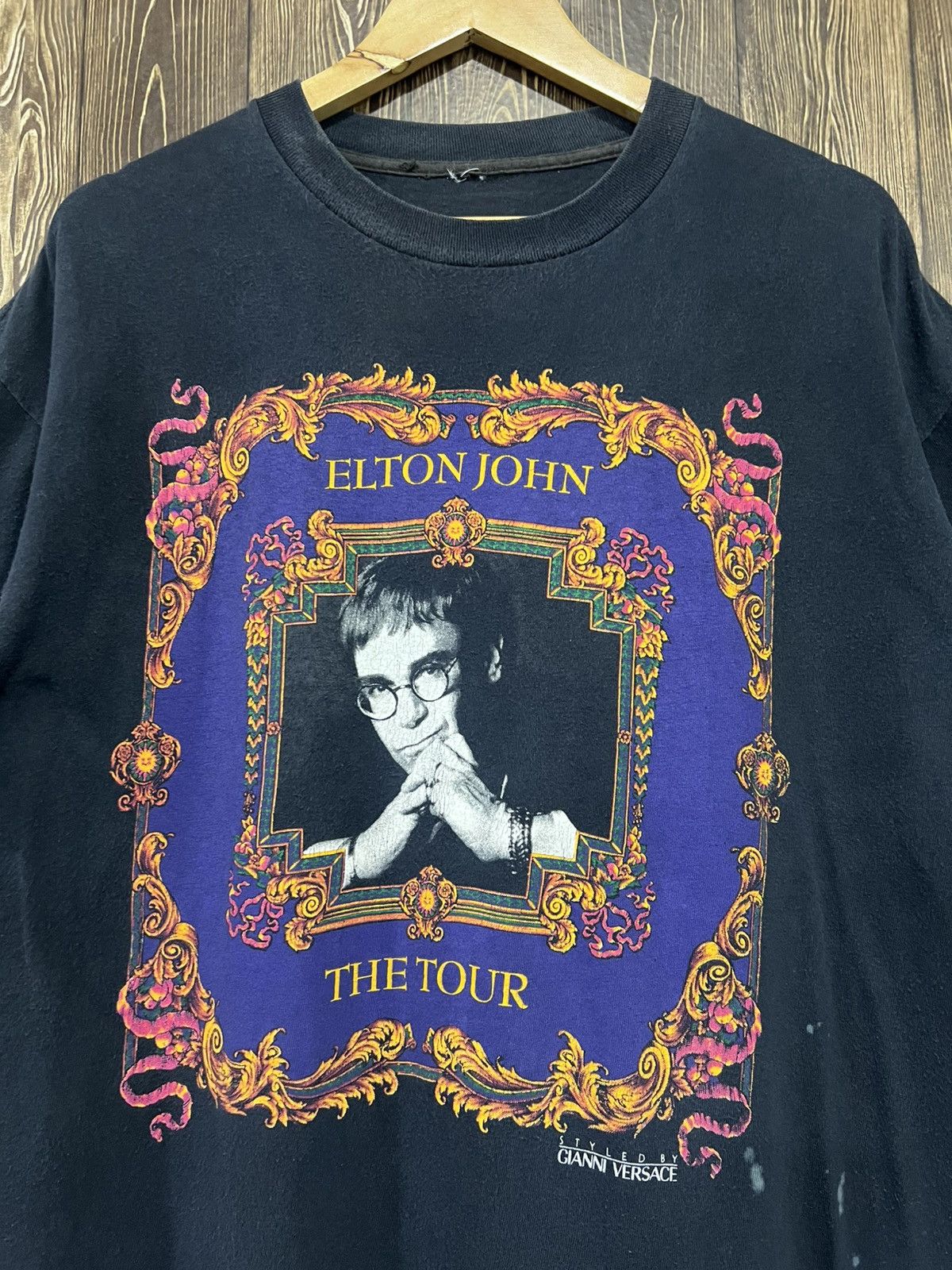 Band Tees × Vintage Vintage 90s Elton John World Tour By Gianni Versace Rare Tshirt Size US XL / EU 56 / 4 - 2 Thumbnail