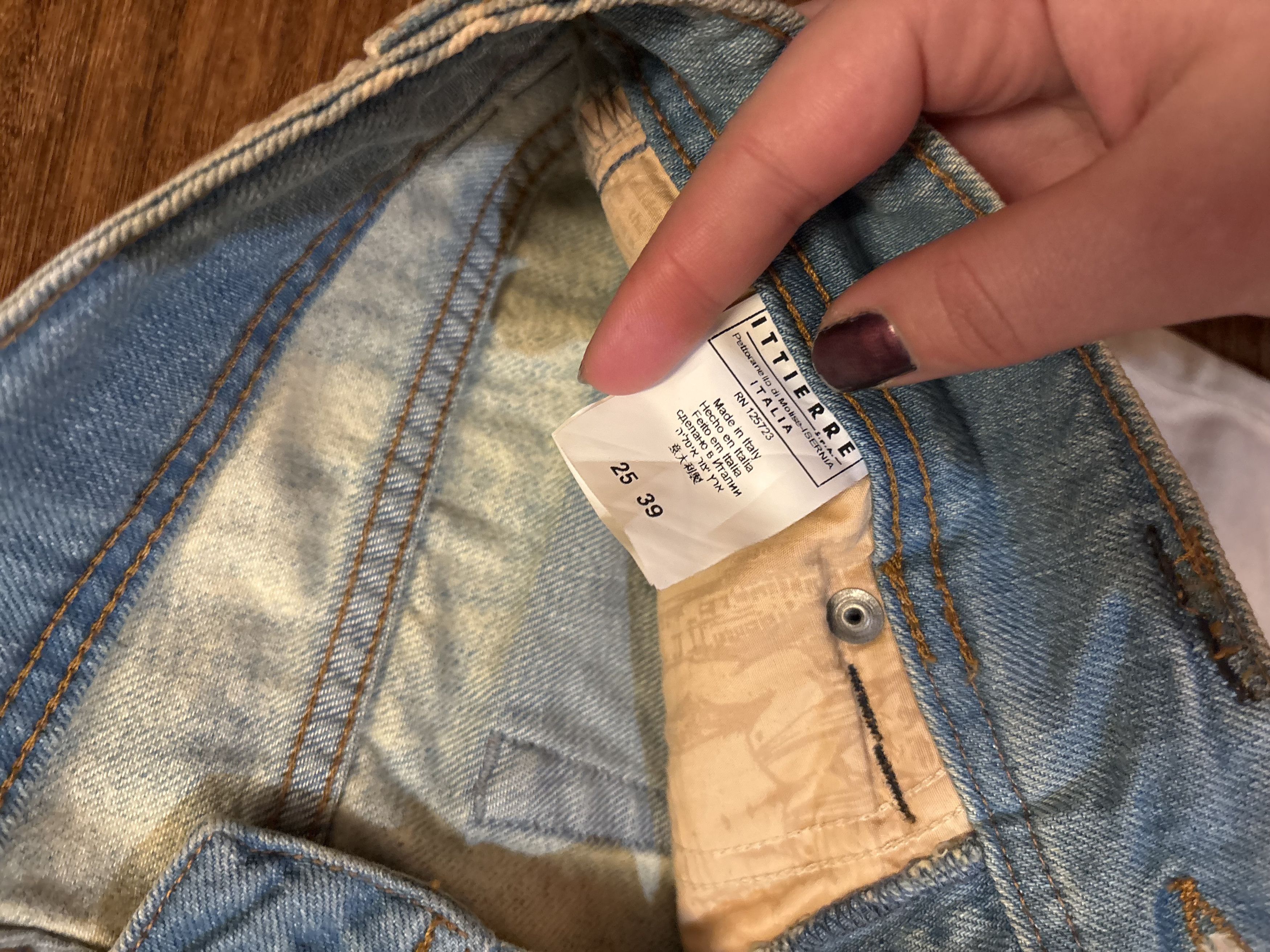 John Galliano John Galliano jeans with jeans vest 2009 Size 25" / US 0 / IT 36 - 12 Thumbnail