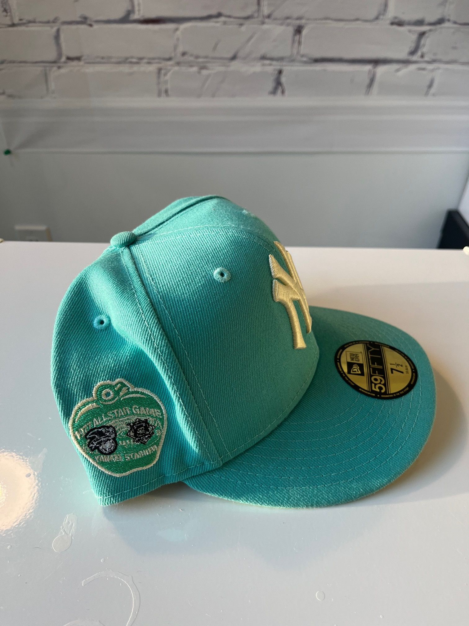New Era New Era Yankees Cotton Candy Teal Fitted Hat 7 1/2 Size ONE SIZE - 4 Thumbnail