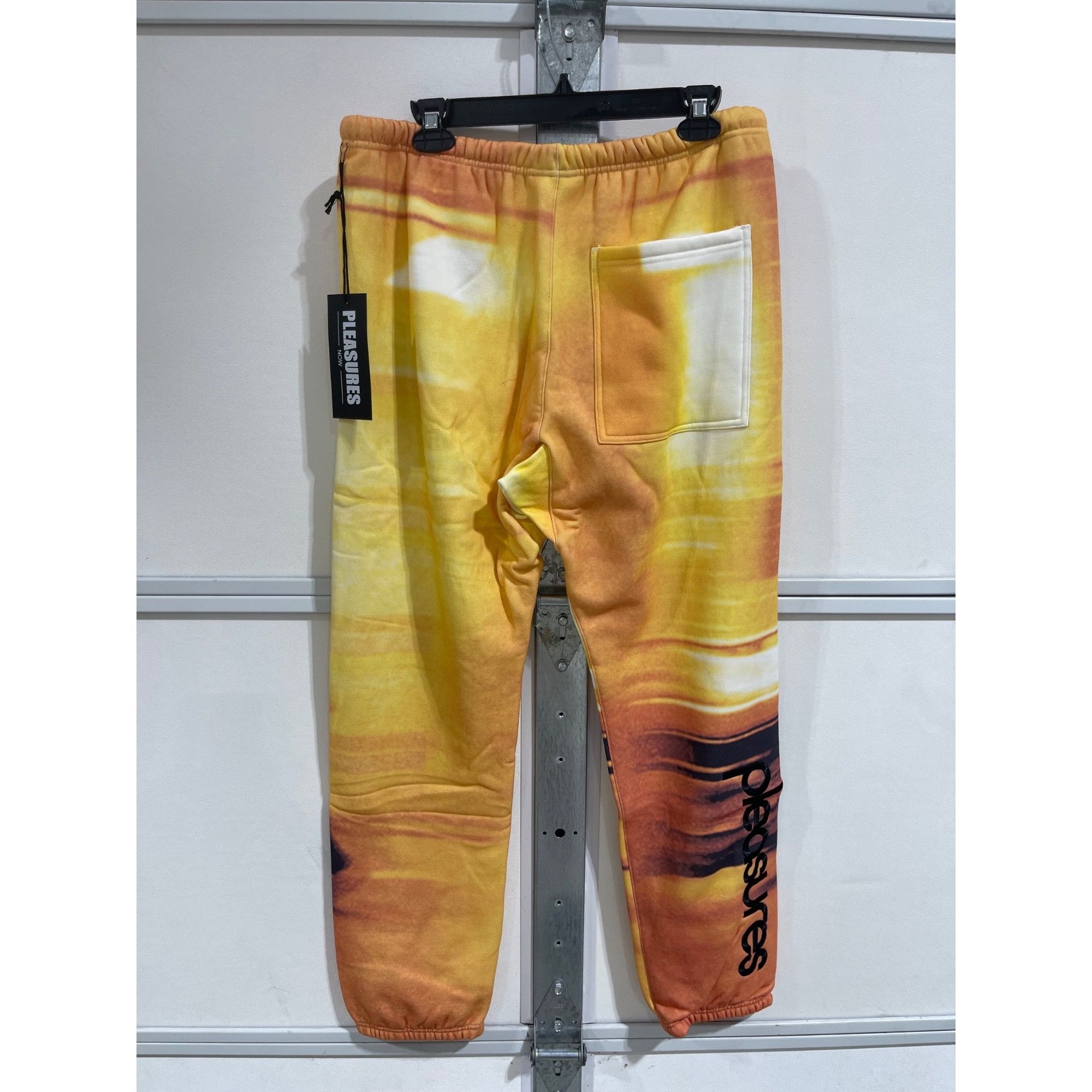 Pleasures NEW PLEASURES x BLUR LIMITED SWEATPANTS MEDIUM Size US 32 / EU 48 - 5 Thumbnail