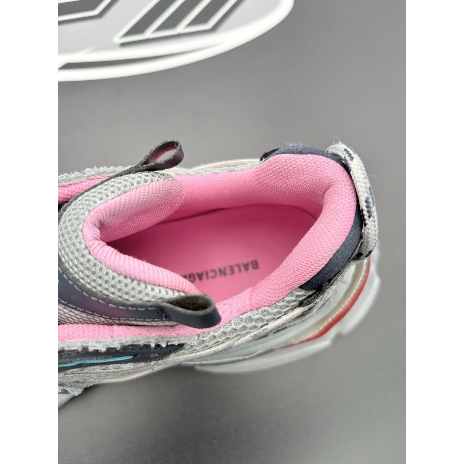 Balenciaga Balenciaga Runner ' Grey Pink Blue ' | SUPER CLEAN! Size US 9 / EU 42 - 6 Thumbnail