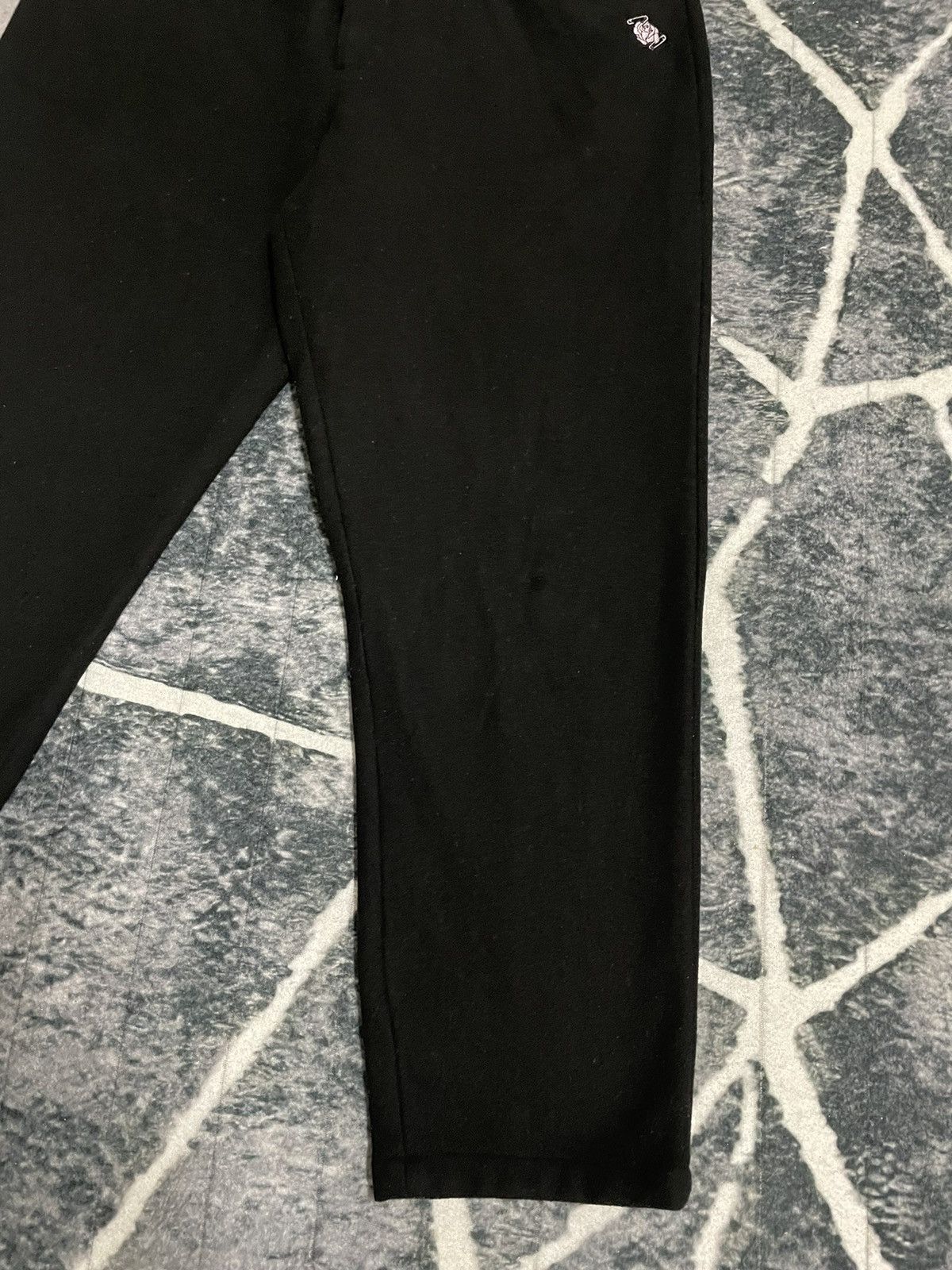 Designer × Japanese Brand × Undercover GU X Undercover Sweatpants Size US 33 - 5 Thumbnail