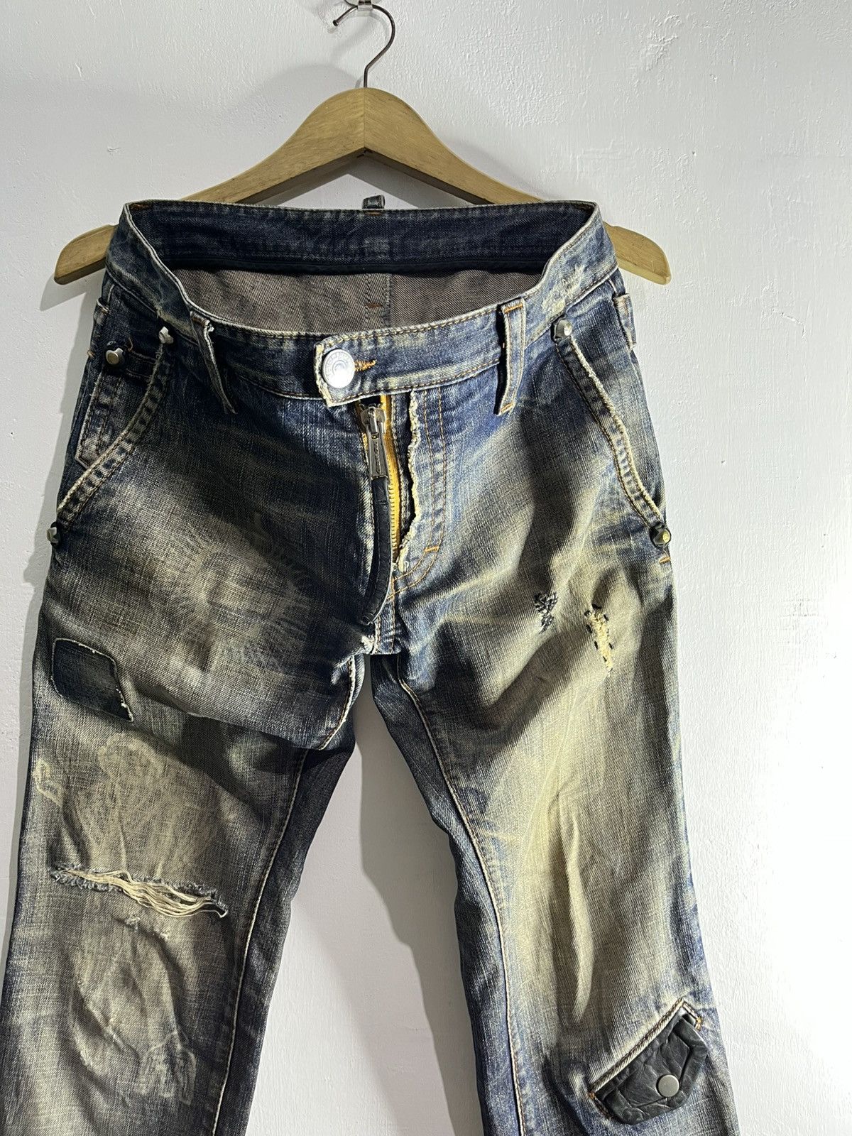 Dsquared2 Archive dsquared2 hope mud wash distressed jeans Size US 32 / EU 48 - 4 Thumbnail