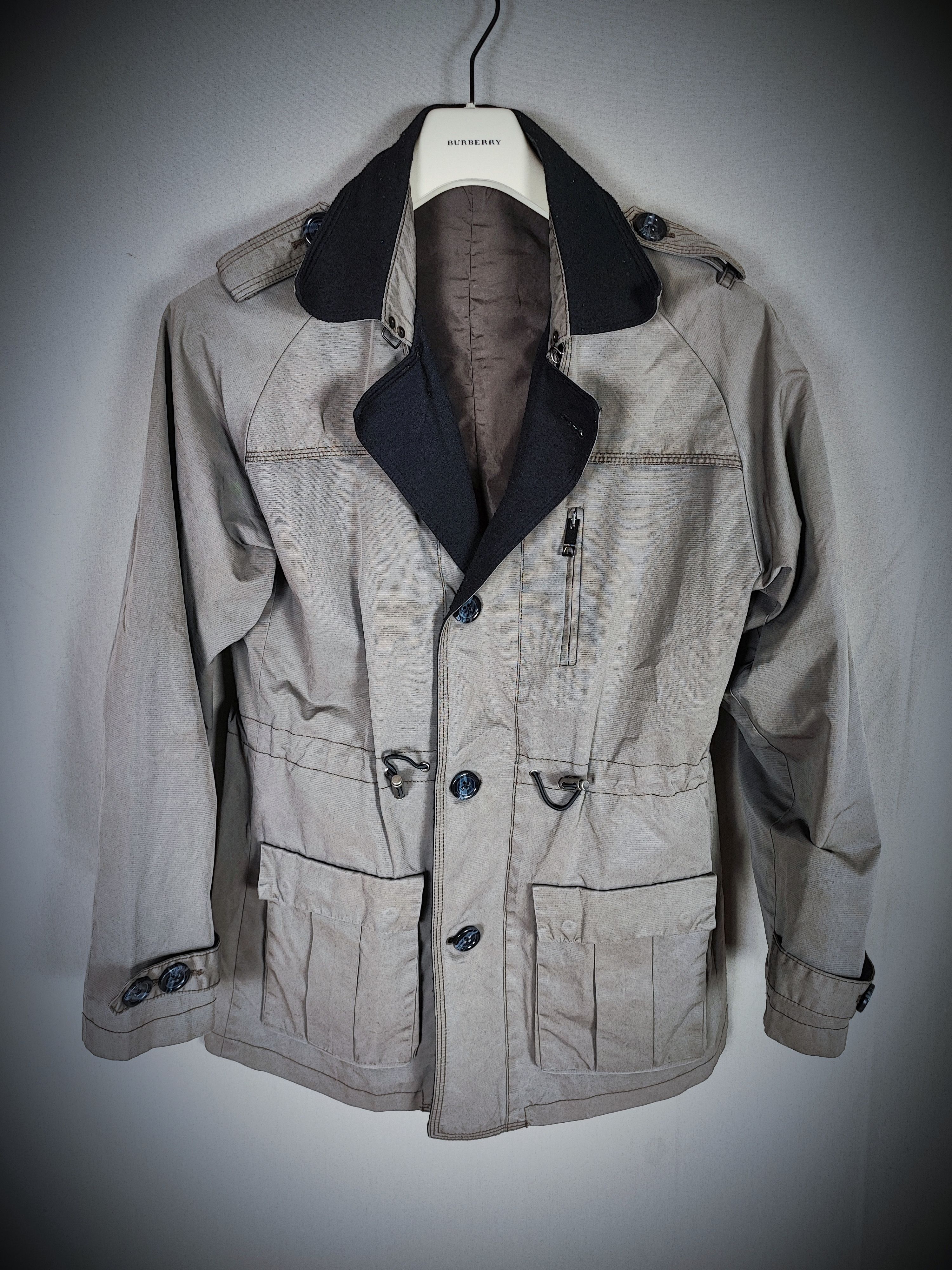Burberry 🔥Burberry Military Vest/Jacket Size M 🔥 Size US M / EU 48-50 / 2 - 2 Thumbnail