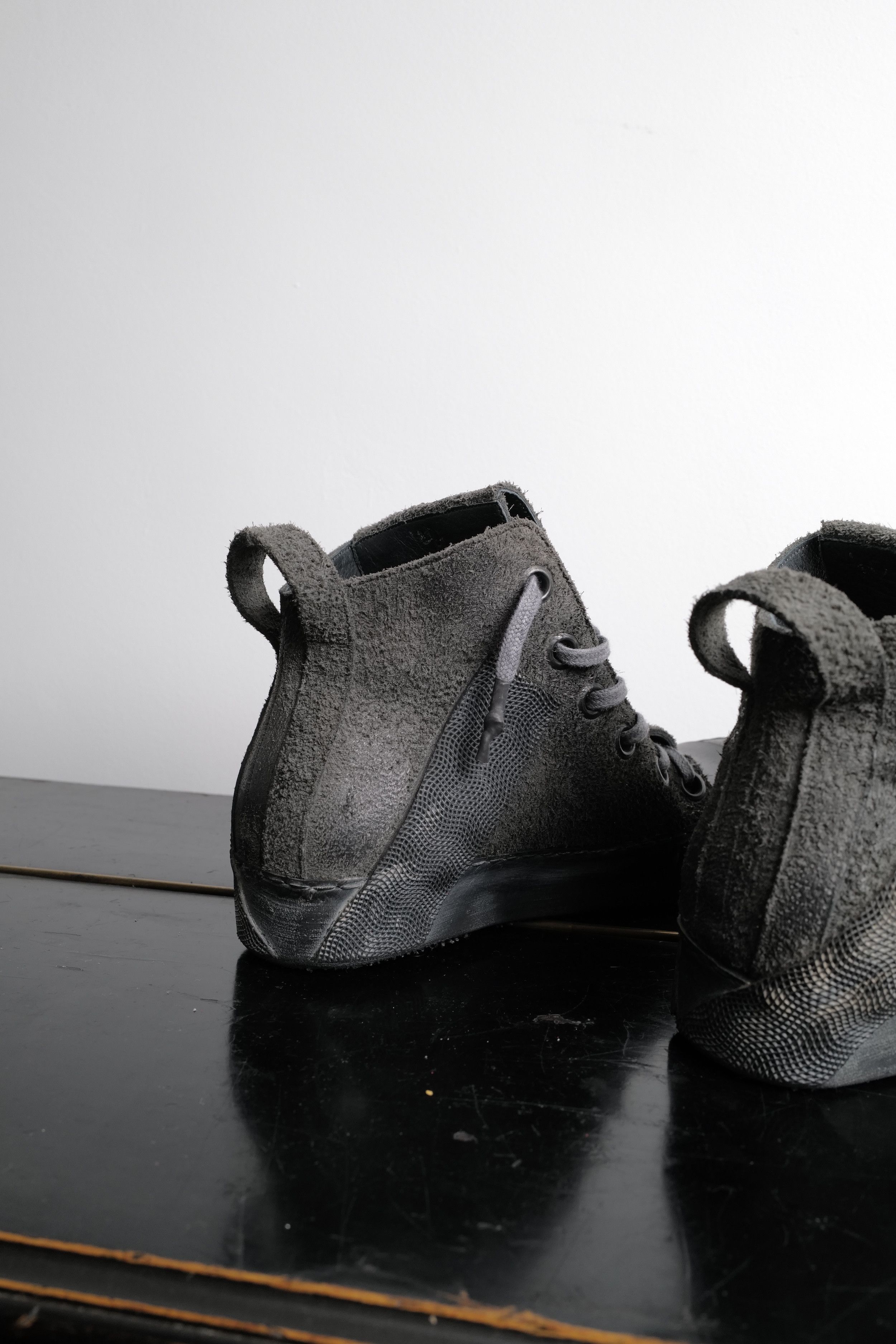 Other NUBUK LEATHER RUBERISED SHOES Size US 7 / EU 40 - 13 Thumbnail