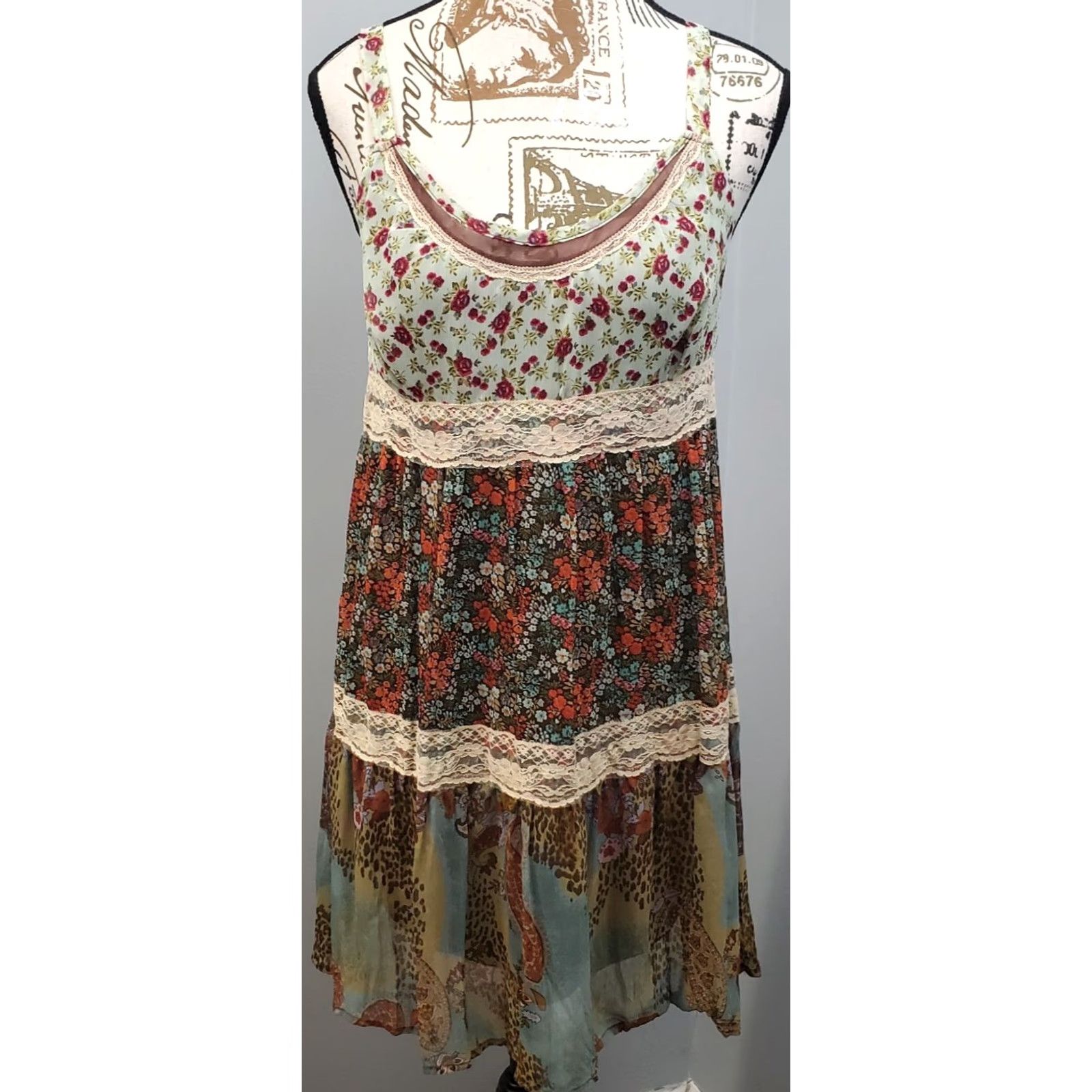 Vintage American Rag Cie Midi Dress Womens Small Multi Floral Lace Trim Boho Cottagecore Dress Size S / US 4 / IT 40 - 2 Thumbnail