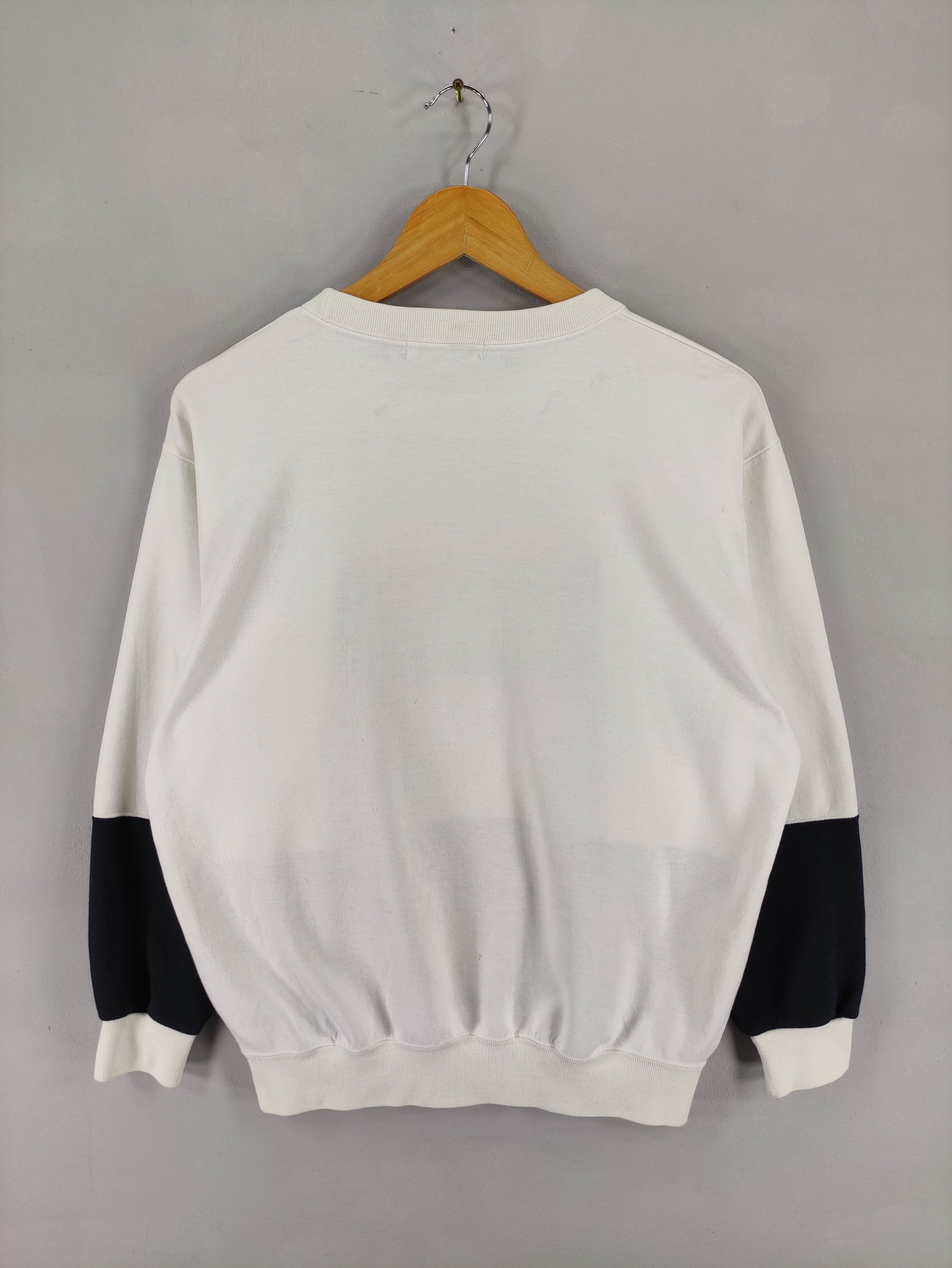 Valentino Vintage Valentino Christy Sweatshirt Big Logo Size US M / EU 48-50 / 2 - 9 Thumbnail
