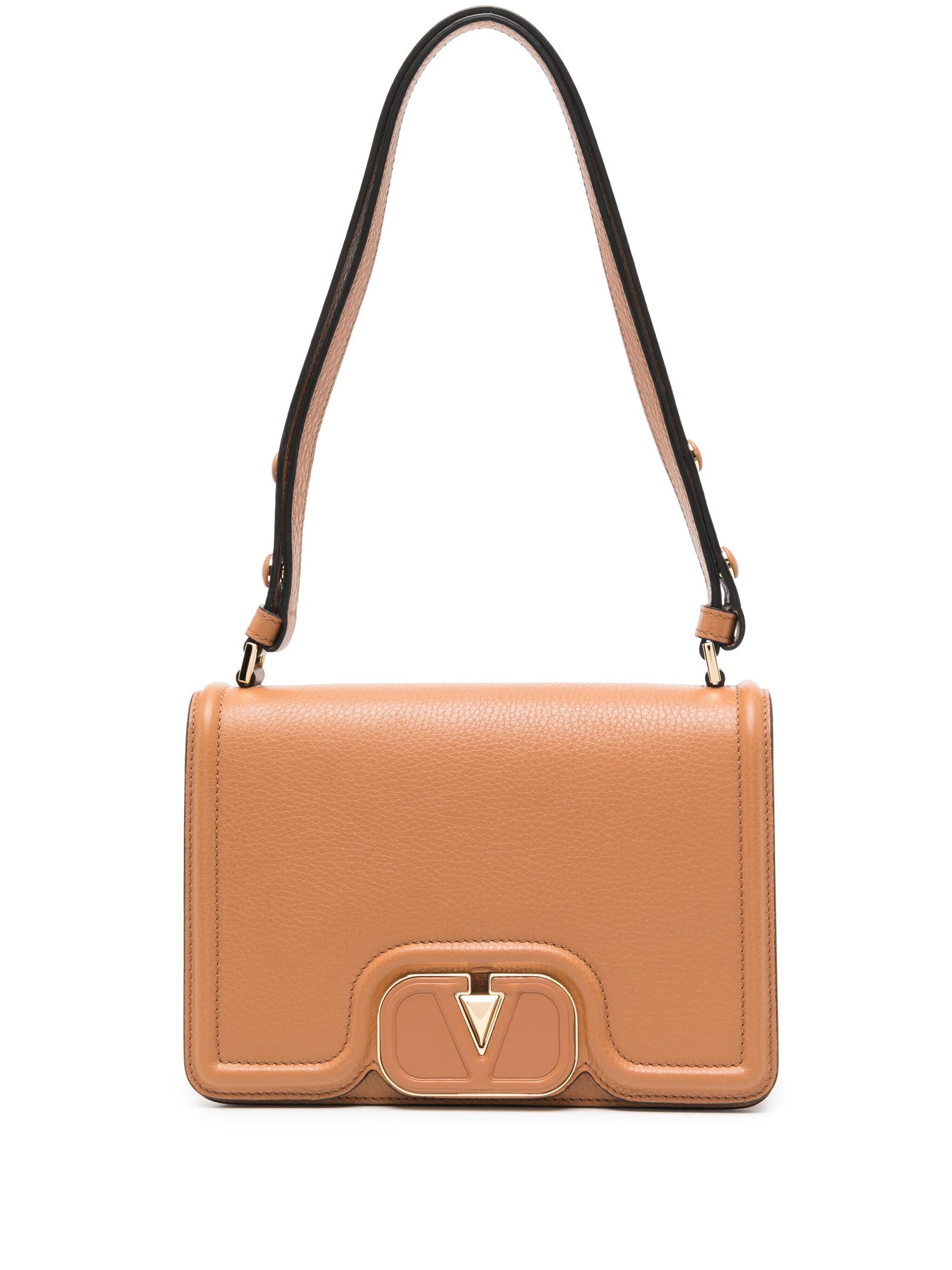 o1s22i1n0924 Size: OS / Vlogo Shoulder Bag in Brown