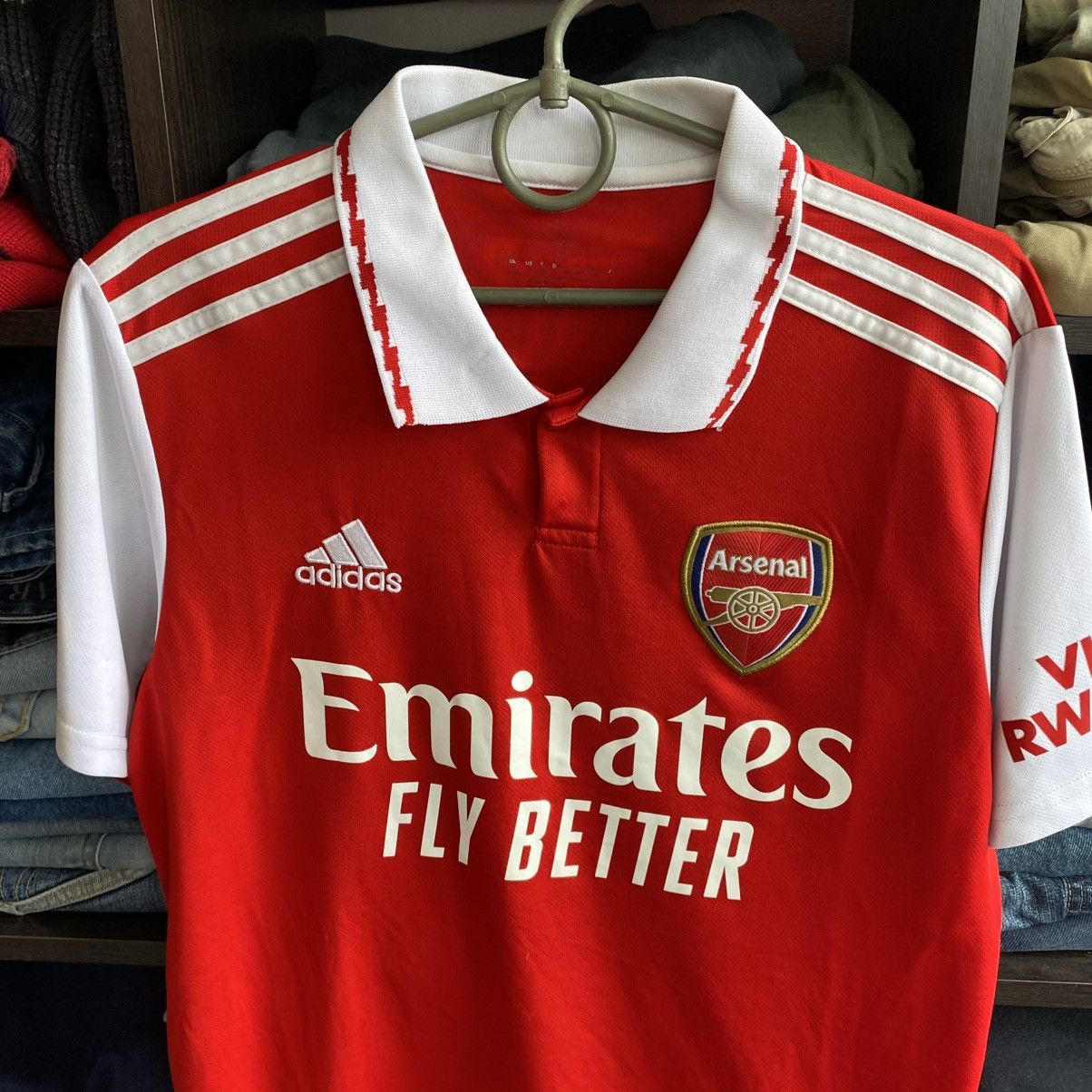 Adidas Mens Adidas Arcenal Emirates 2022 home soccer jersey Size US M / EU 48-50 / 2 - 2 Thumbnail