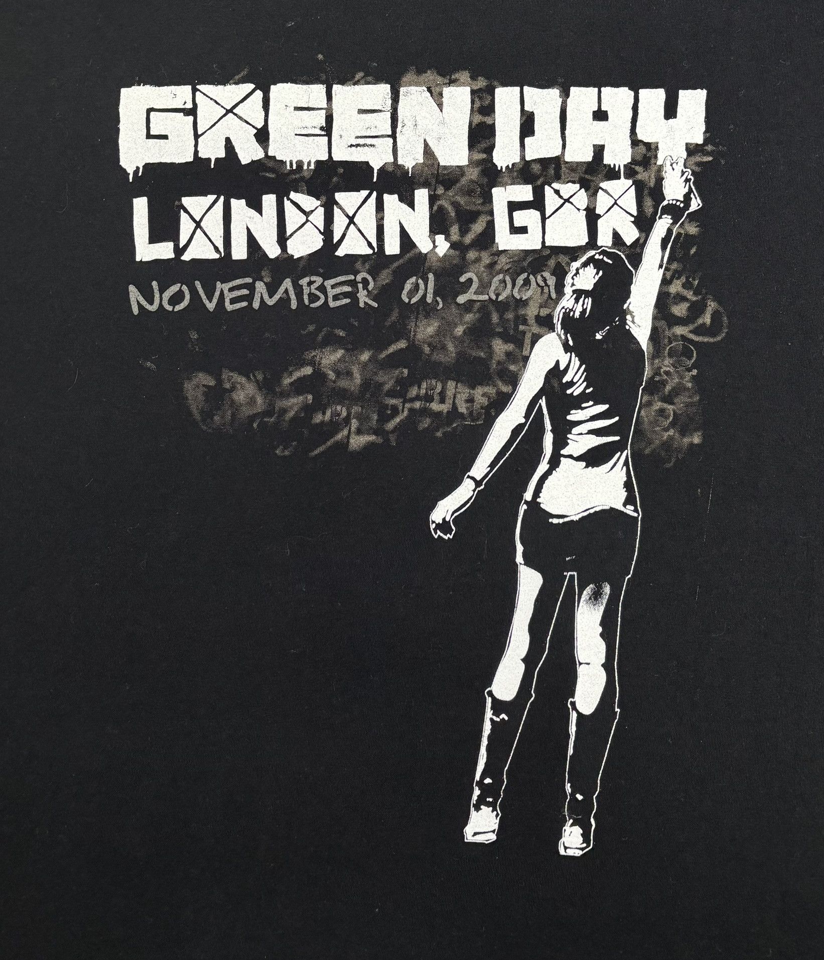Band Tees T-Shirt Green Day 2009 Fruit of the loom size. M Size US M / EU 48-50 / 2 - 9 Thumbnail