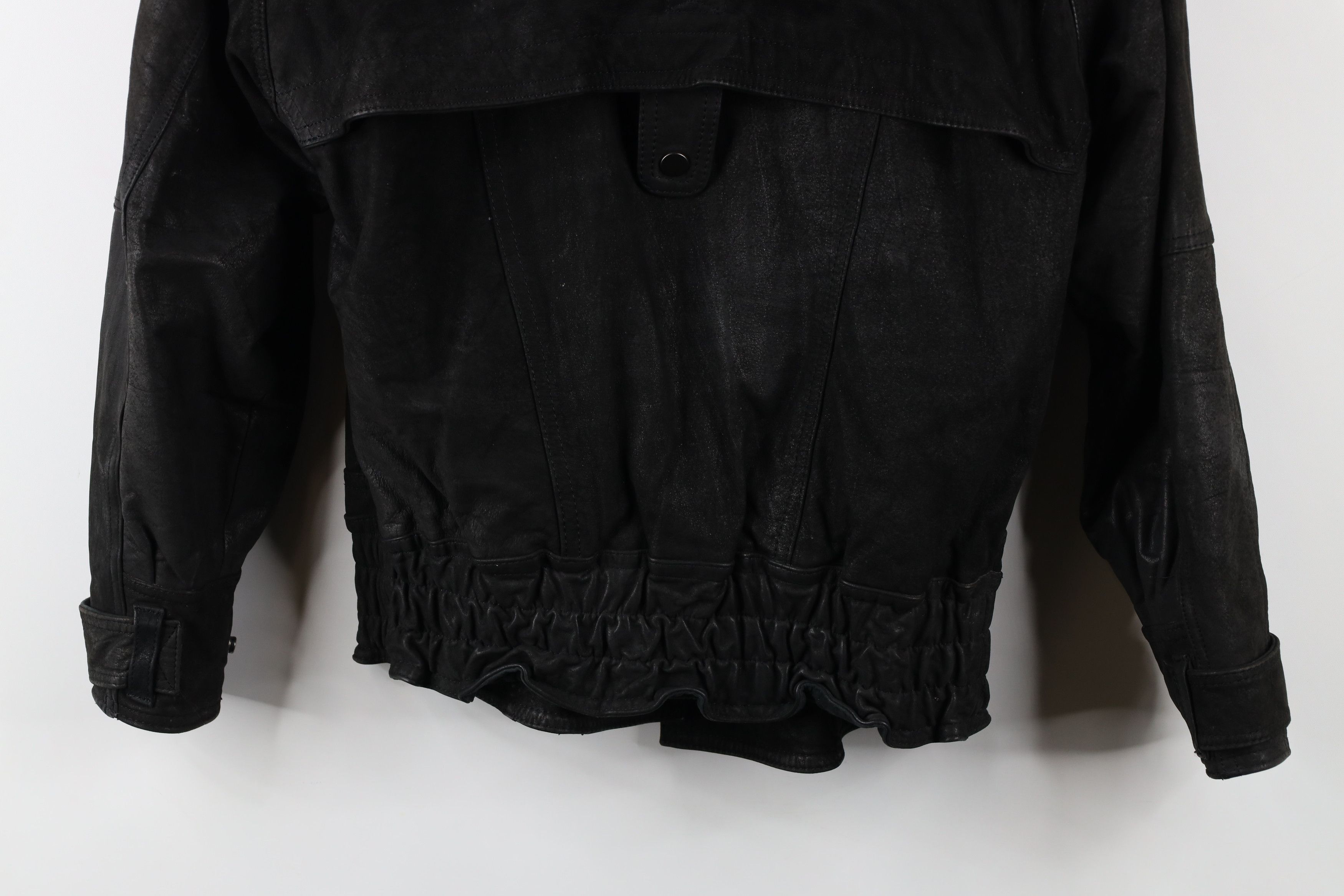 Vintage Vintage 90s Streetwear One Button Suede Leather Jacket Size S / US 4 / IT 40 - 16 Thumbnail