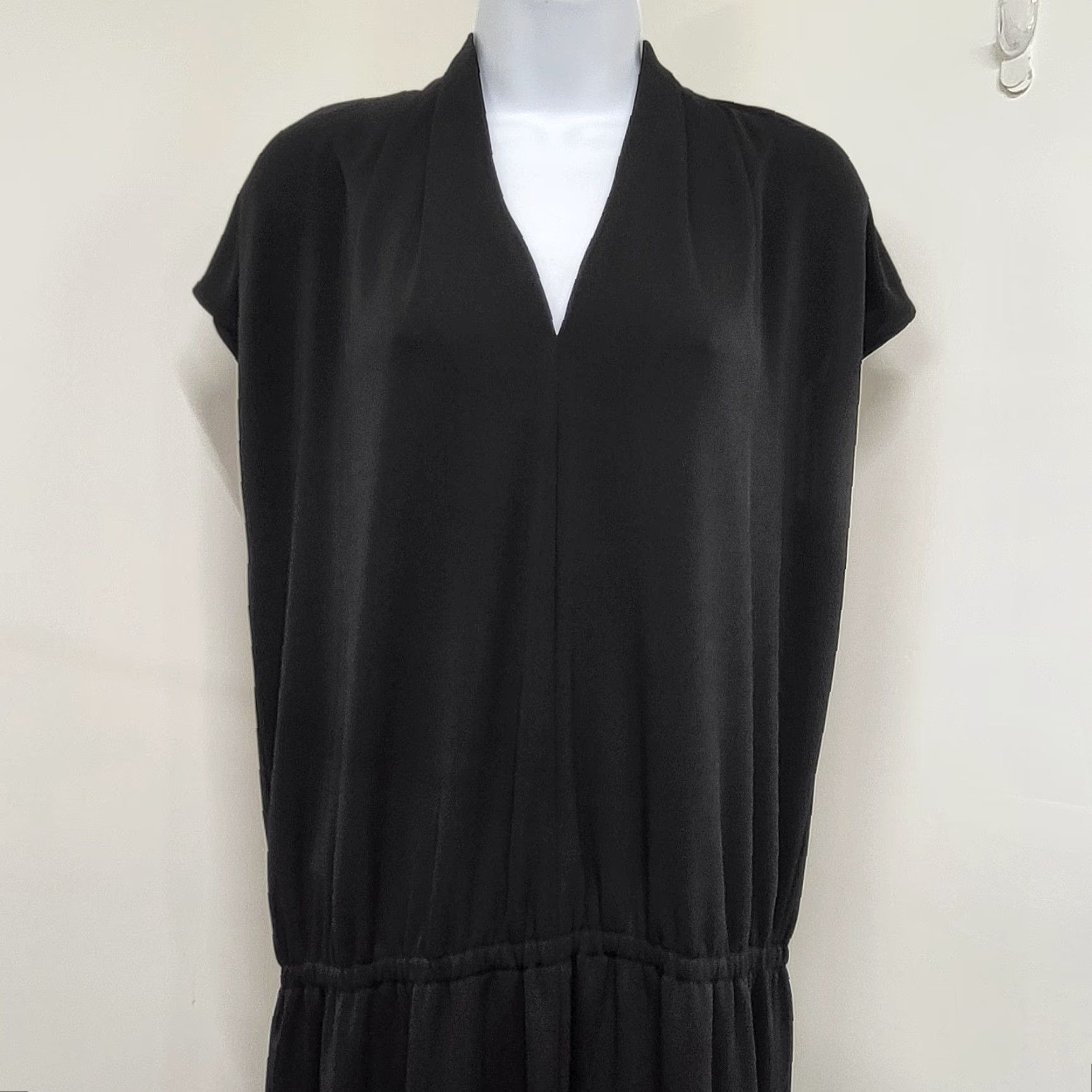 Talbots Talbots Petite Women’s Size Medium P Black Elastic Waist Short Sleeve Office Shirt Size 32" / US 10 / IT 46 - 4 Thumbnail