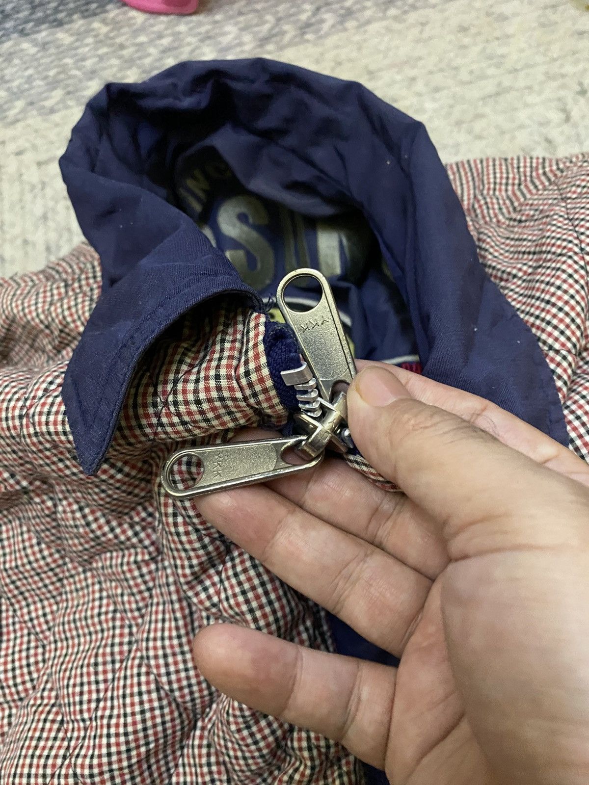 Vintage VINTAGE PERSONS REVERSIBLE BOMBER STYLE JACKET Size US M / EU 48-50 / 2 - 11 Thumbnail