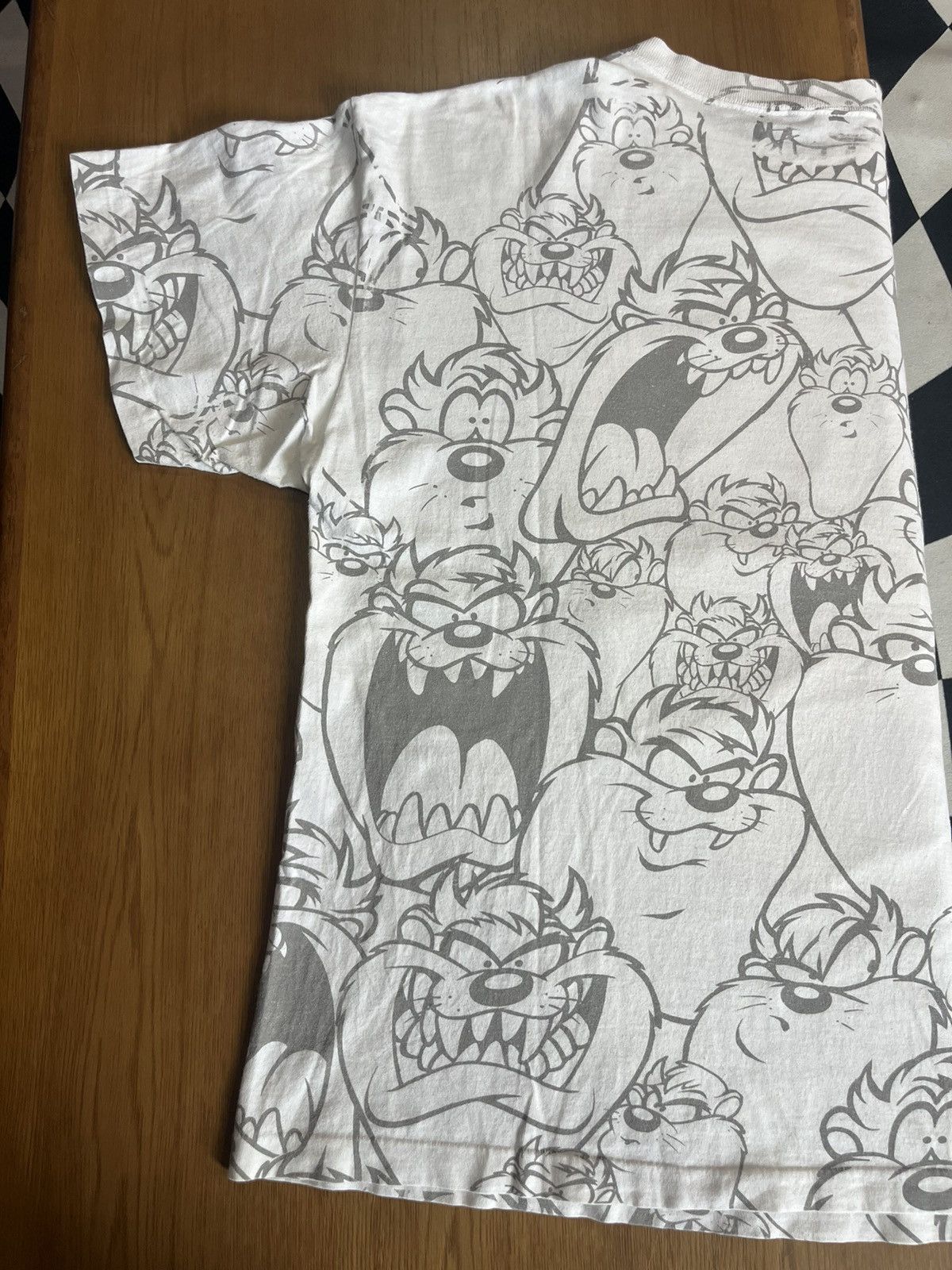 Warner Bros Vintage TAZ (ovp) Looneytunes 1993’s Warner Bros Tshirt Size US XL / EU 56 / 4 - 10 Thumbnail