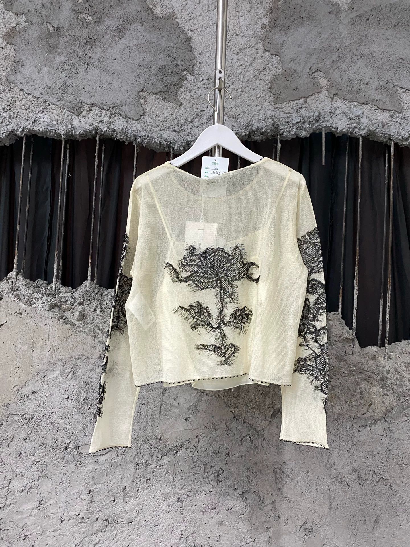 Dior Dior lace knit long sleeve 40 Size M / US 6-8 / IT 42-44 - 2 Thumbnail