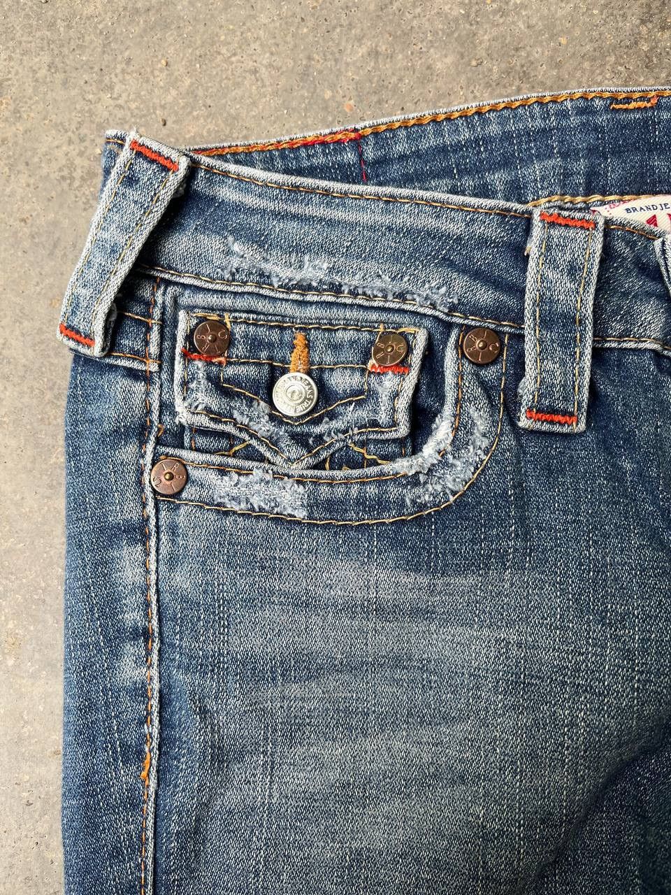 True Religion VINTAGE TRUE RELIGION FLARED JEANS MADE IN USA Size US 32 / EU 48 - 10 Thumbnail