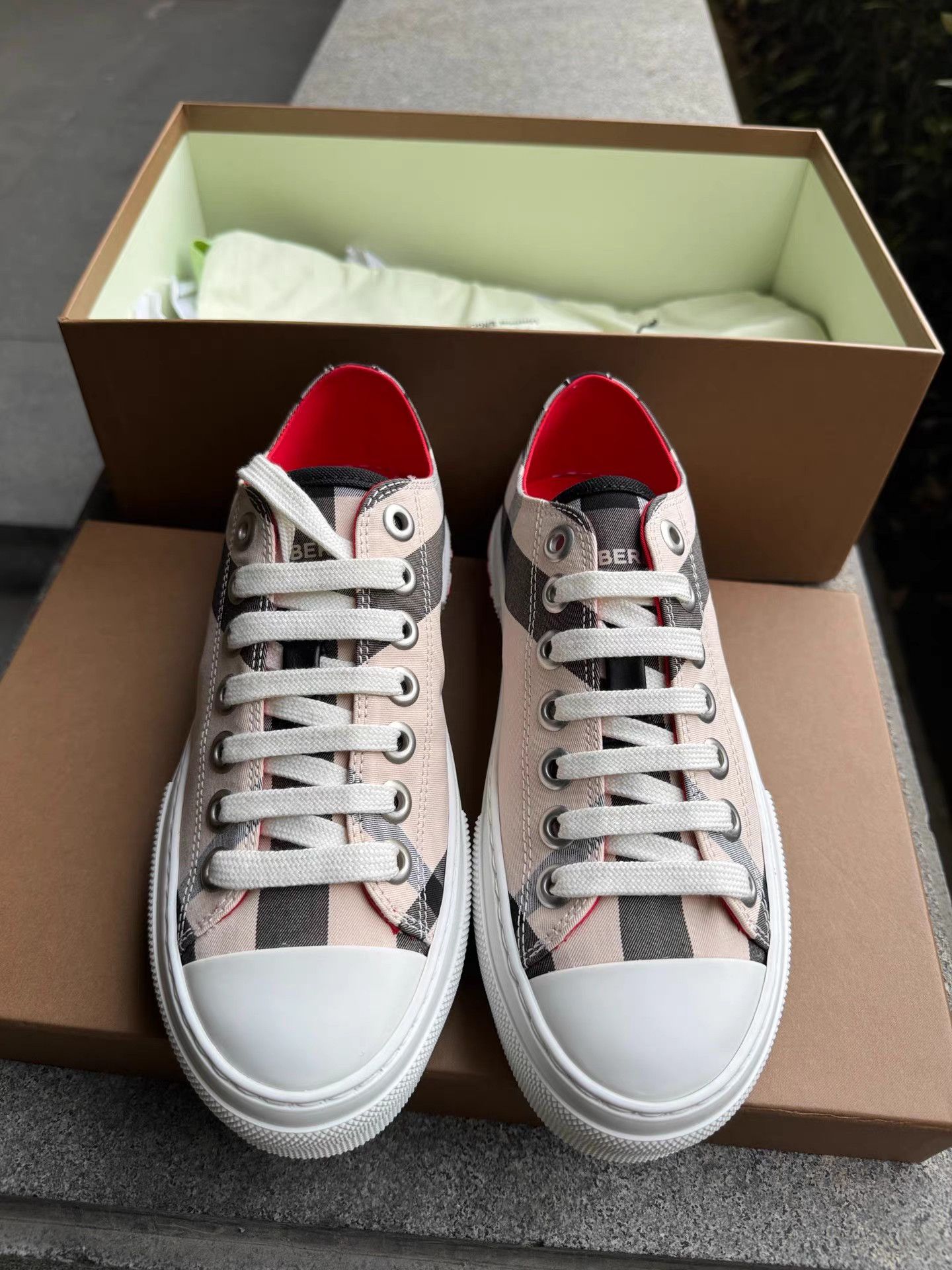 Burberry Burberry Check Canvas Sneakers K6 Size US 6 / IT 36 - 3 Thumbnail