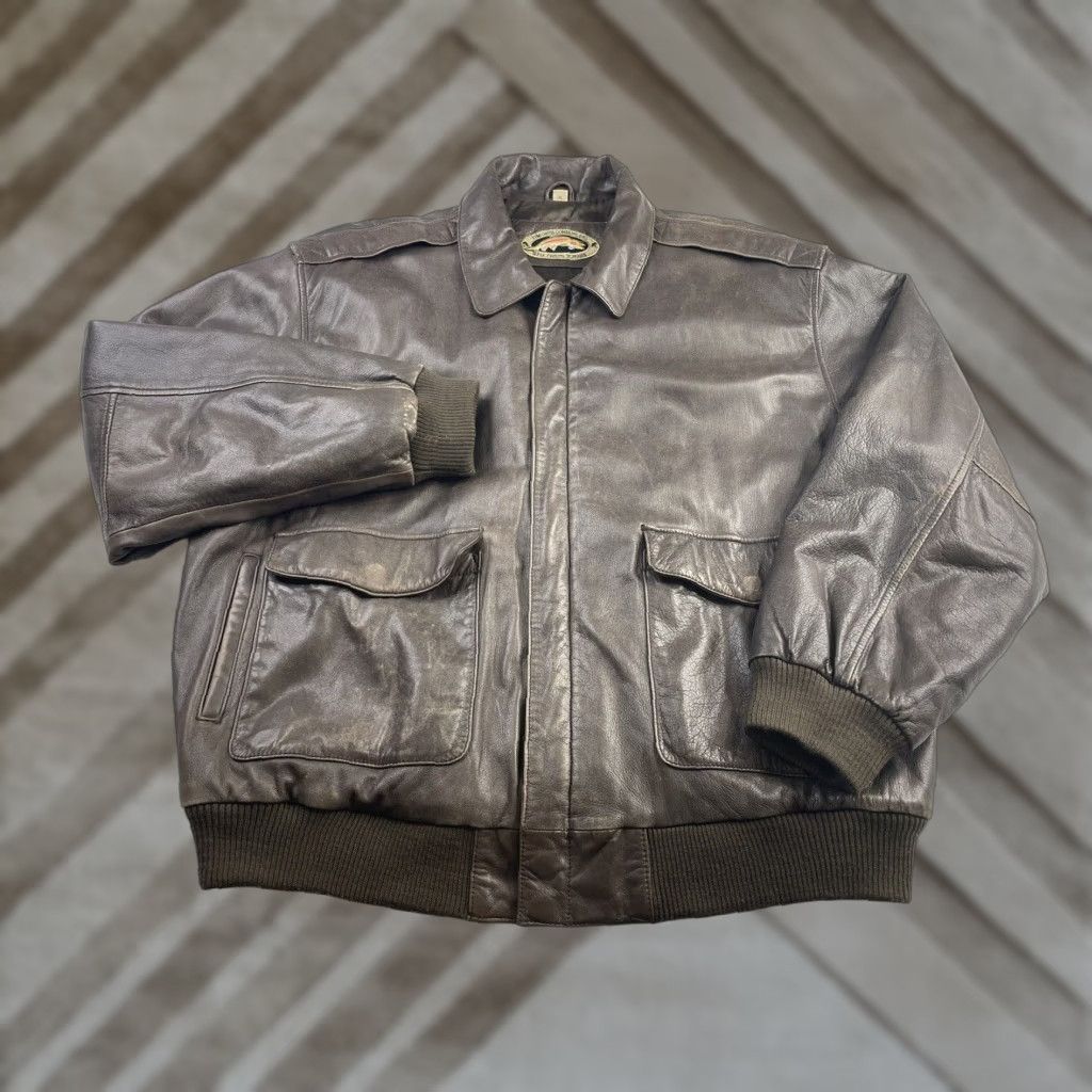 Orvis VINTAGE Orvis Leather Jacket Men XL Brown Fly Fishing Schools 90s Fish Theme Zipper Snap Buttons Size US XL / EU 56 / 4 - 1 Thumbnail