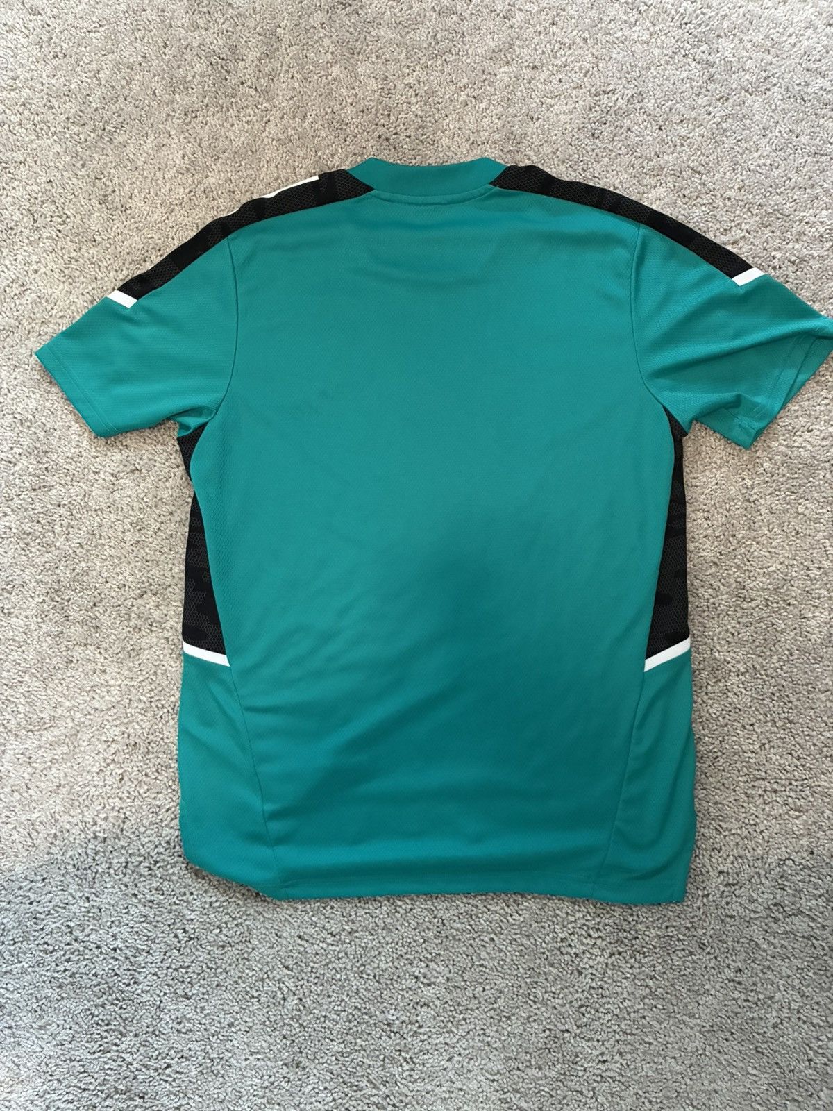 Adidas 2021/2022 Real Madrid Training Kit Size US M / EU 48-50 / 2 - 11 Thumbnail