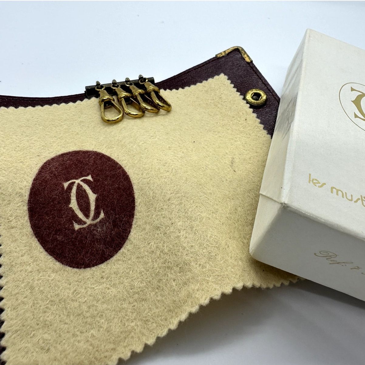 Cartier CARTIER Vintage Leather Key Case/HolderRARE box&dustbag EUC Size ONE SIZE - 8 Thumbnail