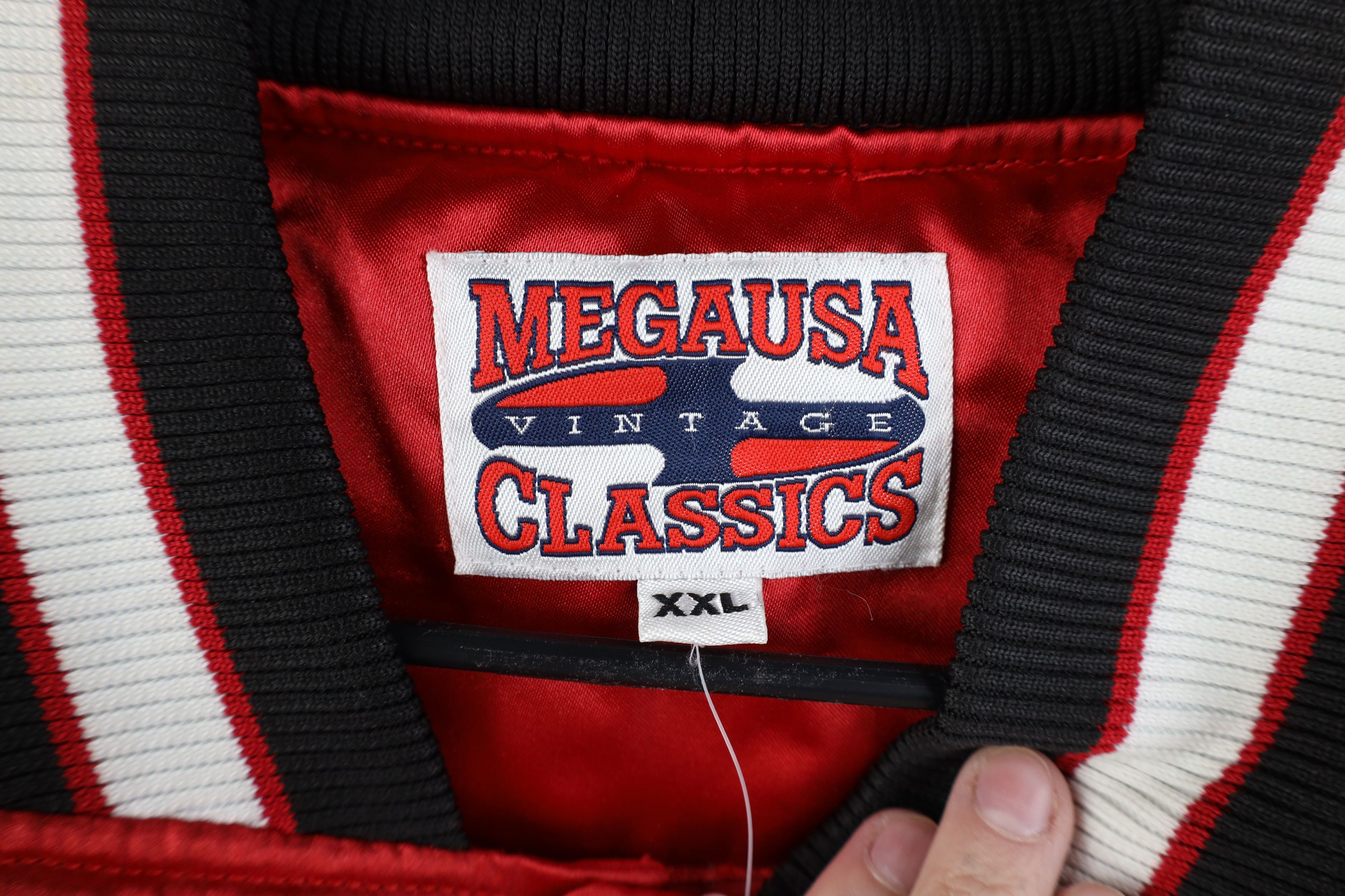Vintage Deadstock Vintage 90s Quilted Satin Bomber Jacket Red Size US XXL / EU 58 / 5 - 5 Thumbnail