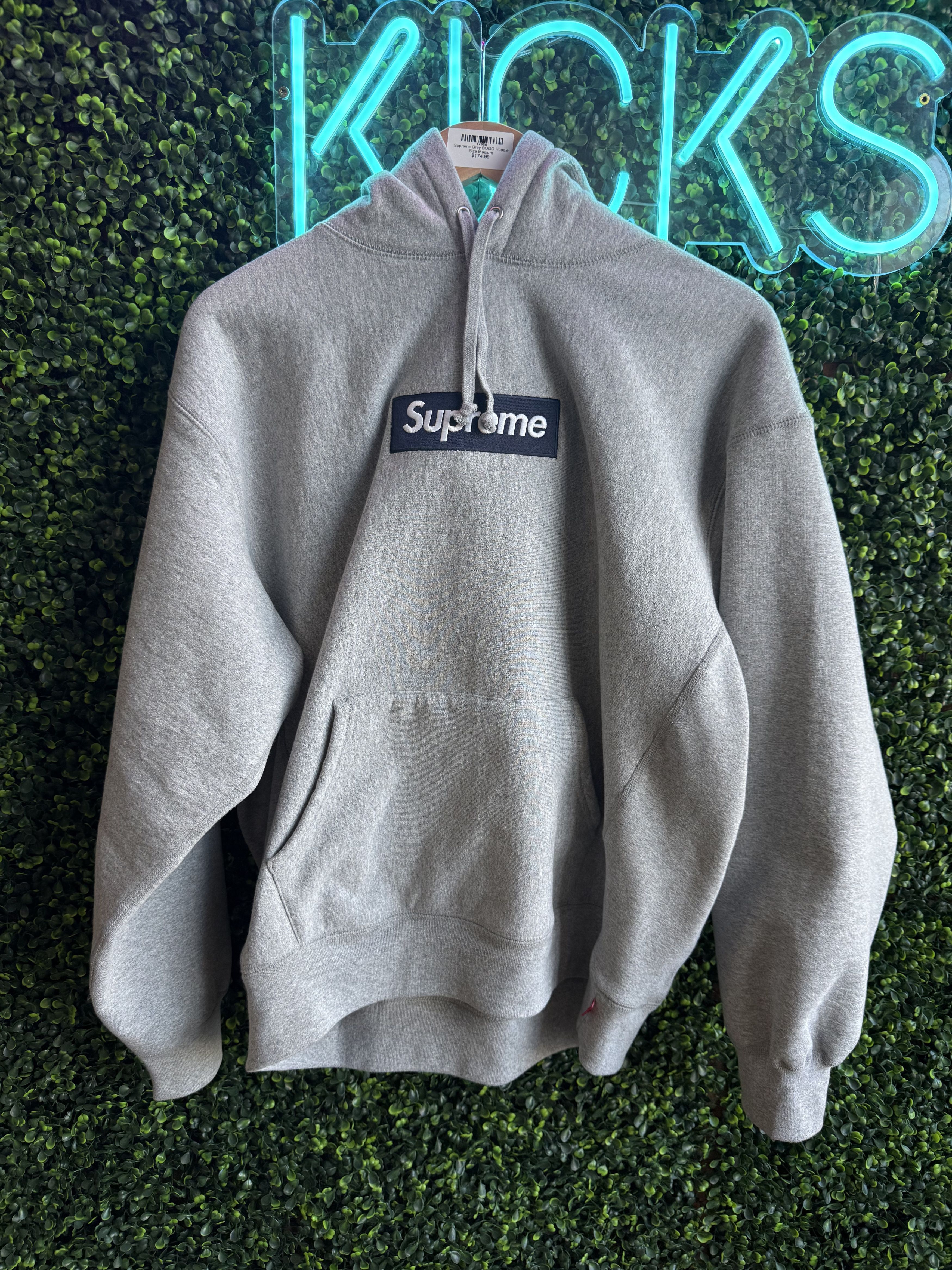 Supreme Supreme Grey Box Logo Size US M / EU 48-50 / 2 - 1 Thumbnail