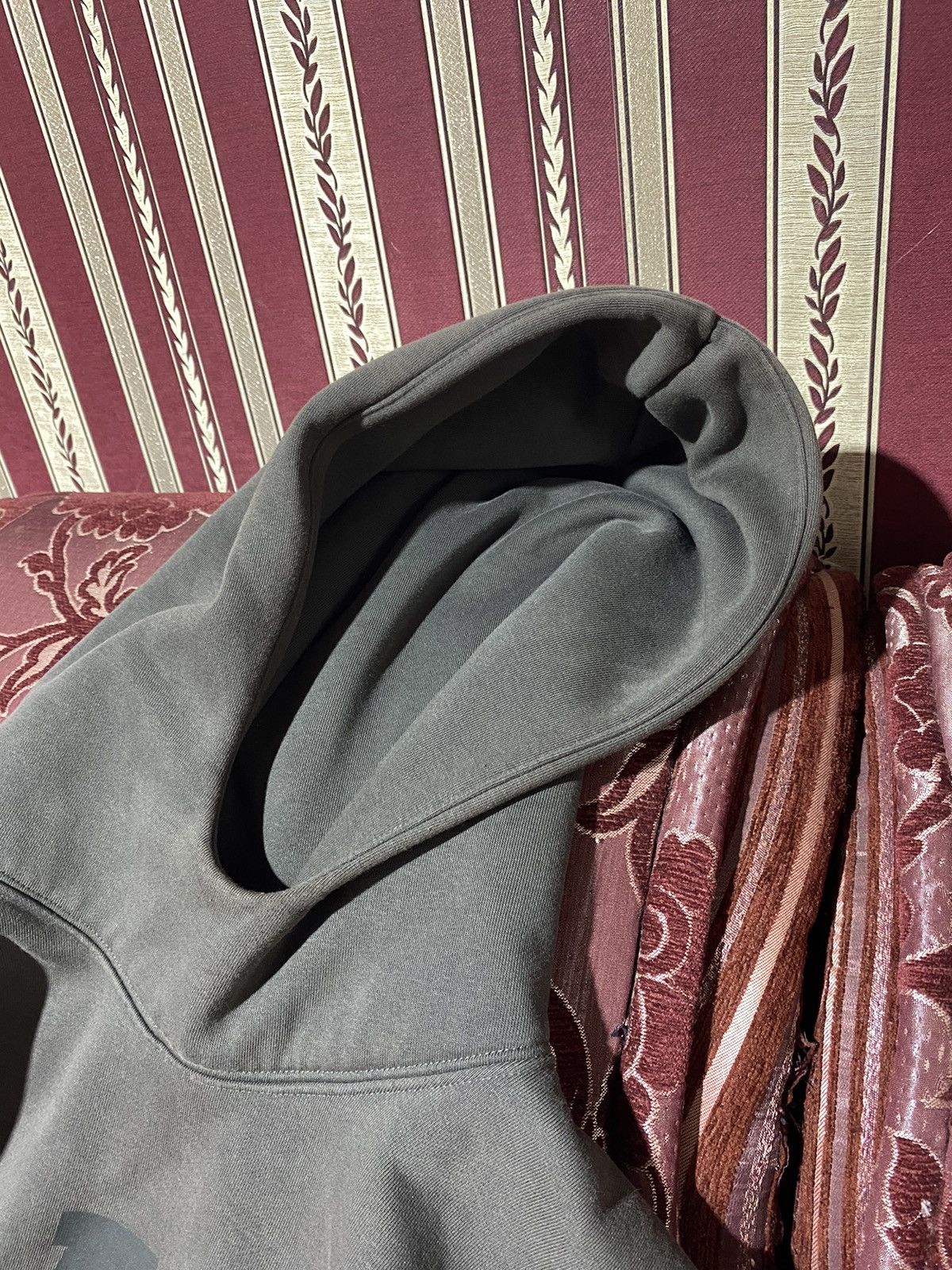 Balenciaga × Gap × Kanye West 🕊️BNWT Yzy Yeezy Gap Balenciaga Dove Gray hoodie Size US L / EU 52-54 / 3 - 15 Thumbnail