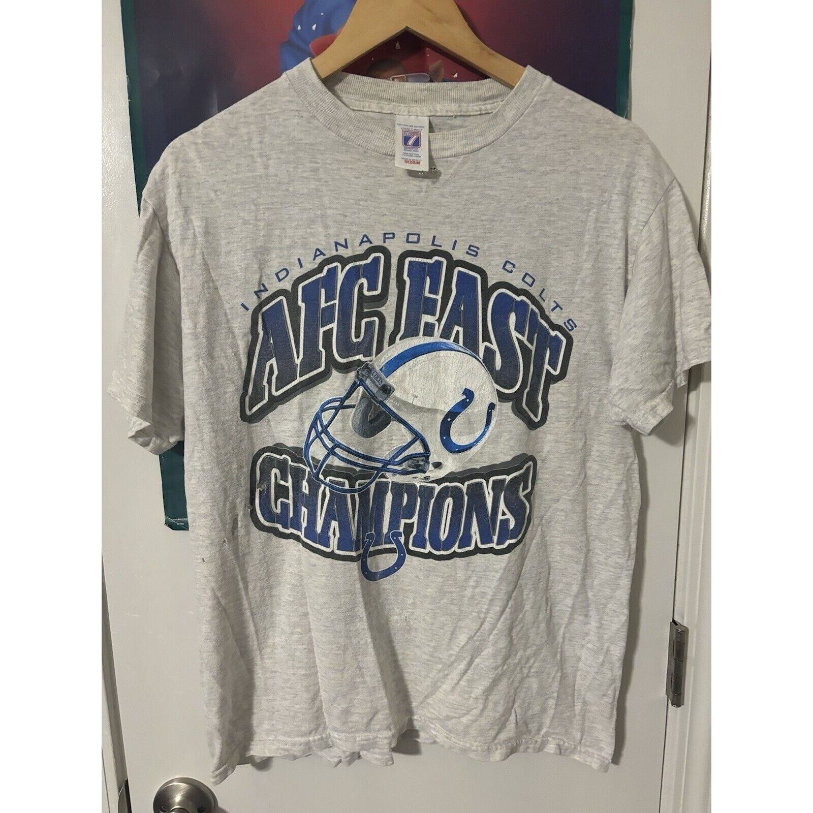 NFL Vintage Distressed Grey AFC East champions NFL Size small Size US S / EU 44-46 / 1 - 1 Thumbnail