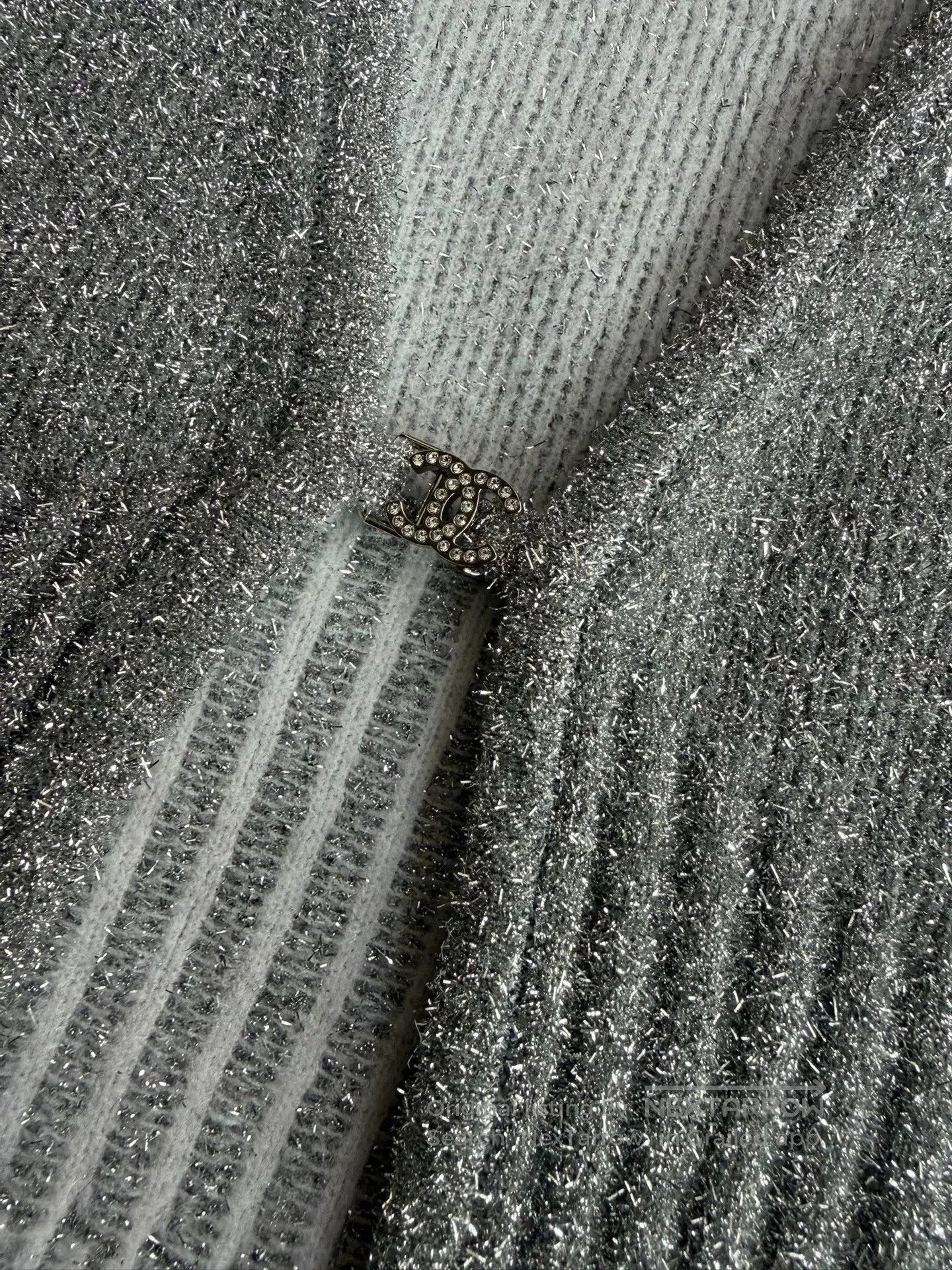 Chanel Chanel 22A Silver Knit Cardigan Coat. Size US S / EU 44-46 / 1 - 3 Thumbnail