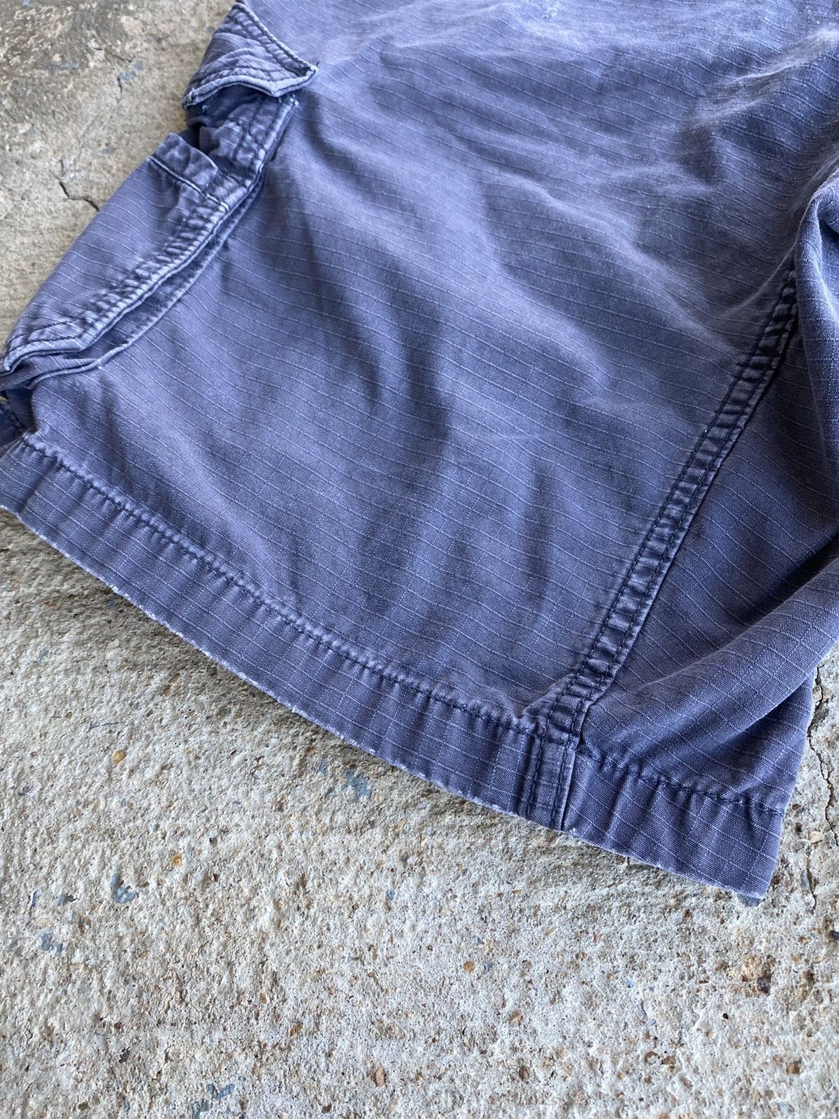 Carhartt × Vintage Vintage Y2K Carhartt Cargo Faded Distressed Shorts Size US 40 / EU 56 - 5 Thumbnail