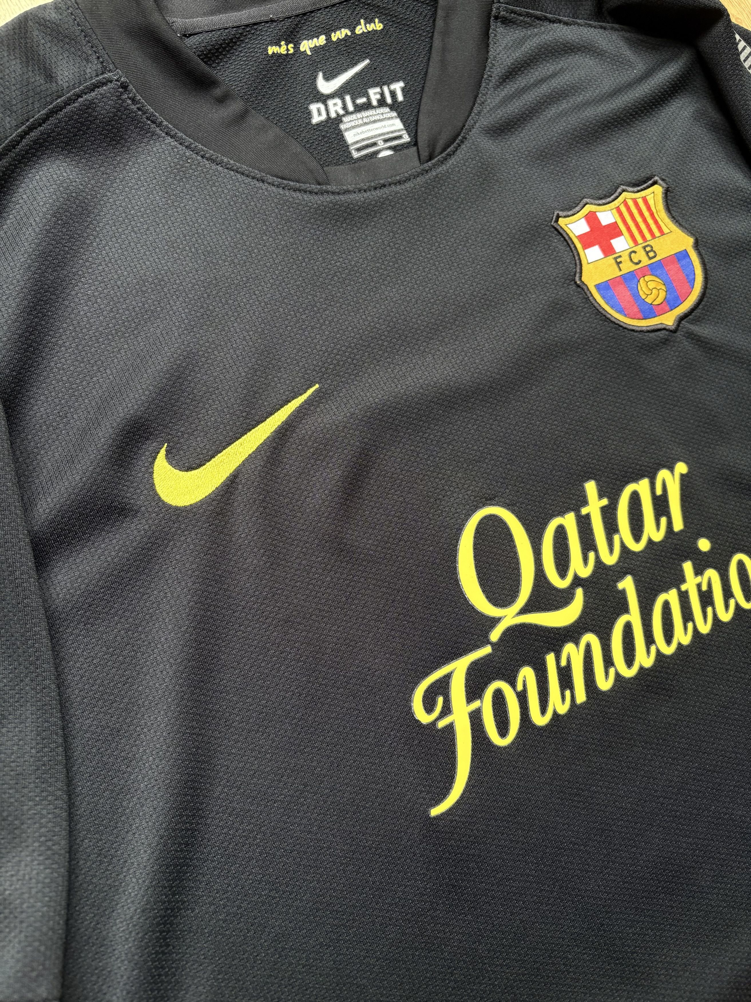 Nike FC Barcelona 2011/12 Away Jersey – Fàbregas #4 – Size L Size US L / EU 52-54 / 3 - 4 Thumbnail