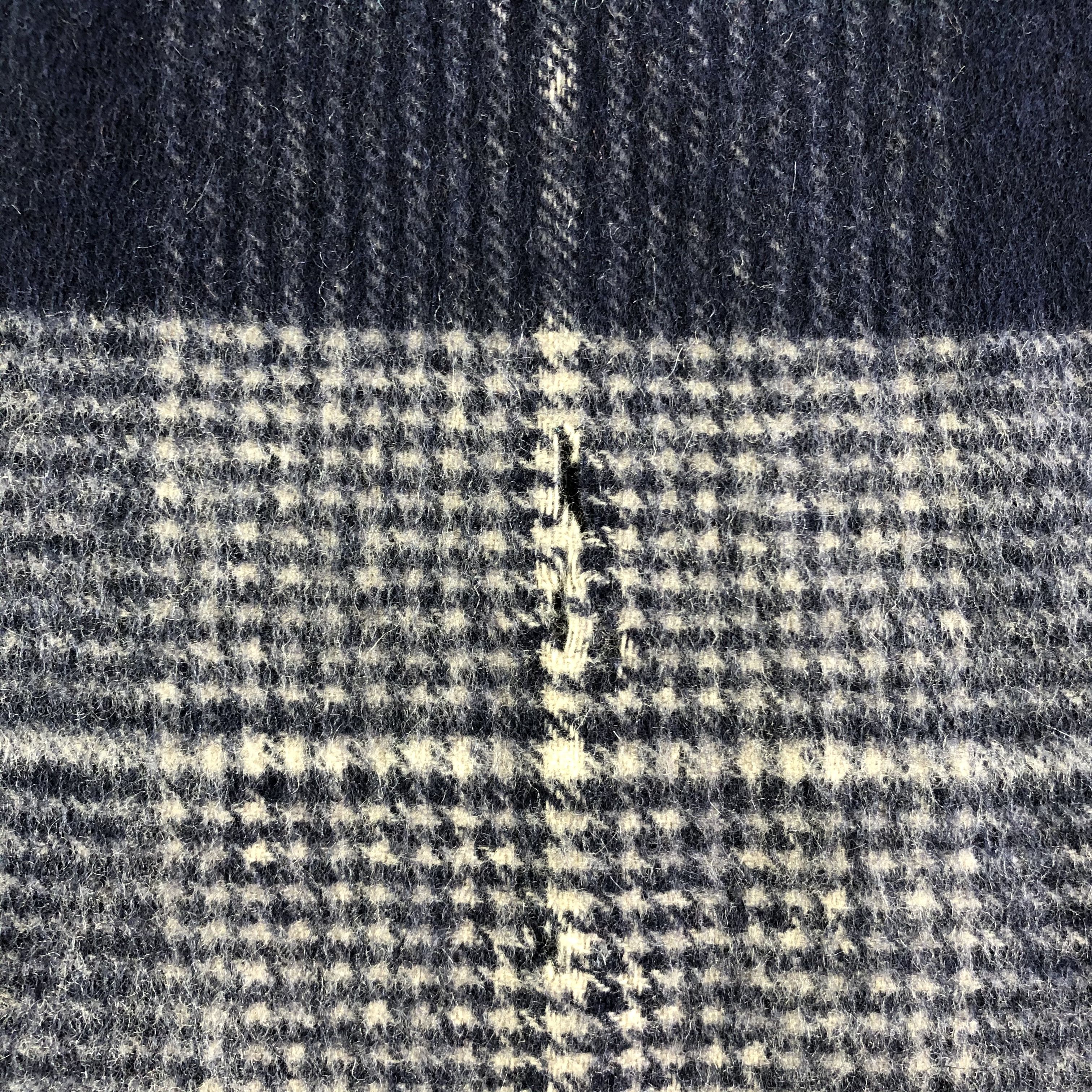 Johnstons Of Elgin Johnstons Of Elgin Scarf / Muffler / Neckwear Size ONE SIZE - 2 Thumbnail