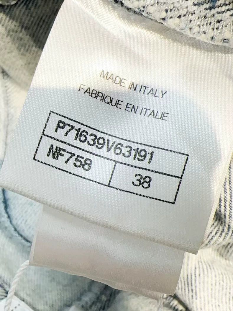 Chanel Chanel 21K blue and gray double C sequin jeans Size 24" / US 00 / IT 34 - 4 Thumbnail