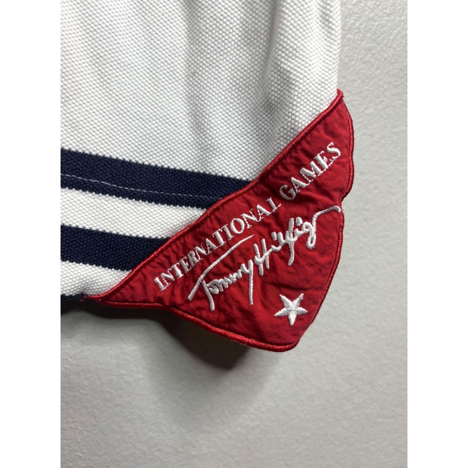 Tommy Hilfiger VINTAGE Tommy Hilfiger Polo Shirt Mens XL Navy Stripe International 90s Rugby Shirt Size US XL / EU 56 / 4 - 4 Thumbnail