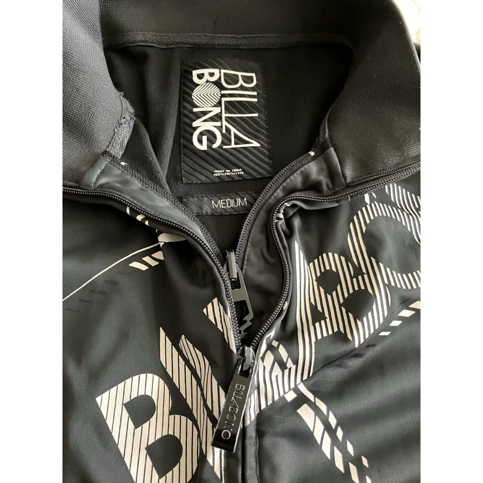 Billabong VINTAGE Billabong Surf Mens Black Track Jacket Mid Zip Bottle Opener Full Zip Logo Jacket Mens Black Striped 99064 Size US M / EU 48-50 / 2 - 5 Thumbnail