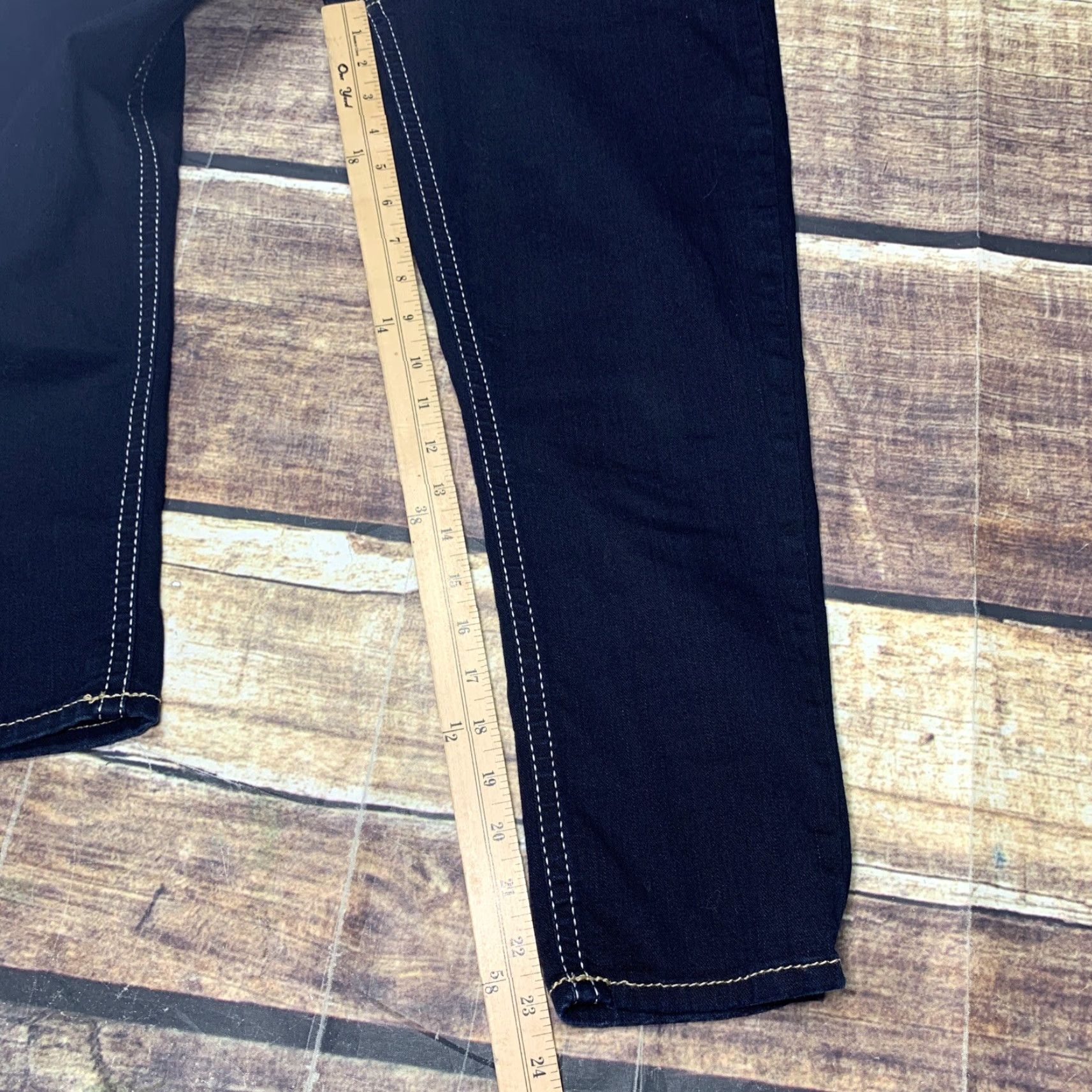 Vintage Silver Suki Women's Super Stretch High Capri Jeans 29x24 Dark Blue Denim Size 29" - 6 Thumbnail