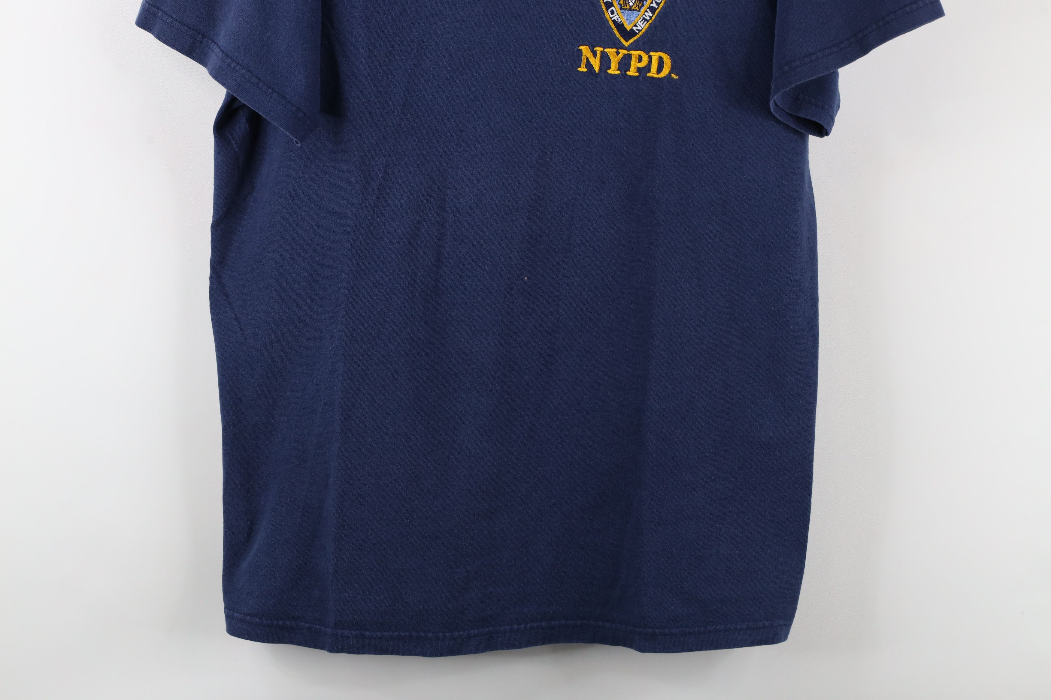 Vintage Vintage 90s Out New York Police Department NYPD T-Shirt Size US L / EU 52-54 / 3 - 3 Thumbnail