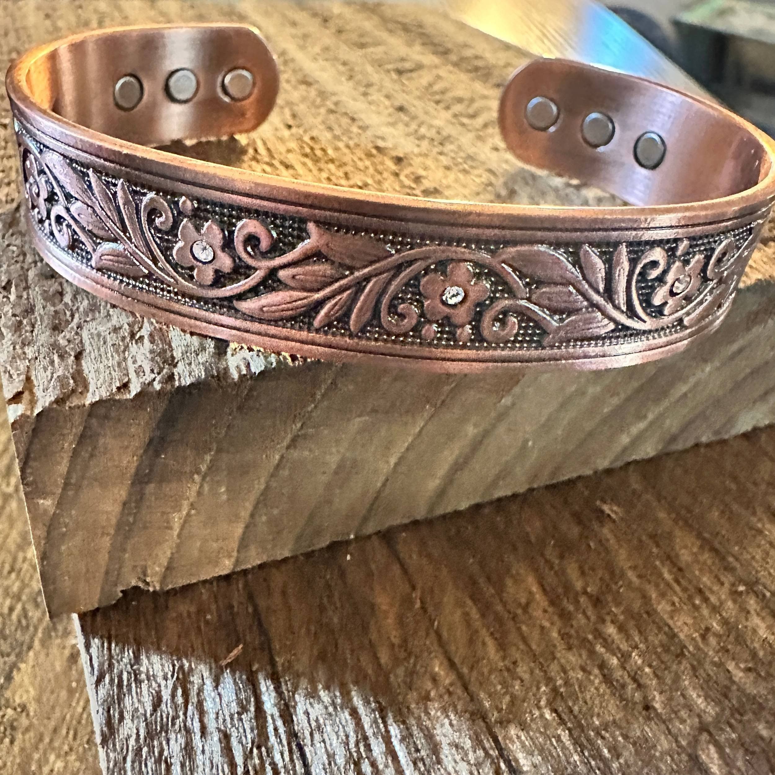 Other Boho Vintage Style Daisy Flower Zircon Stone Magnetic Bracel Size ONE SIZE - 2 Thumbnail