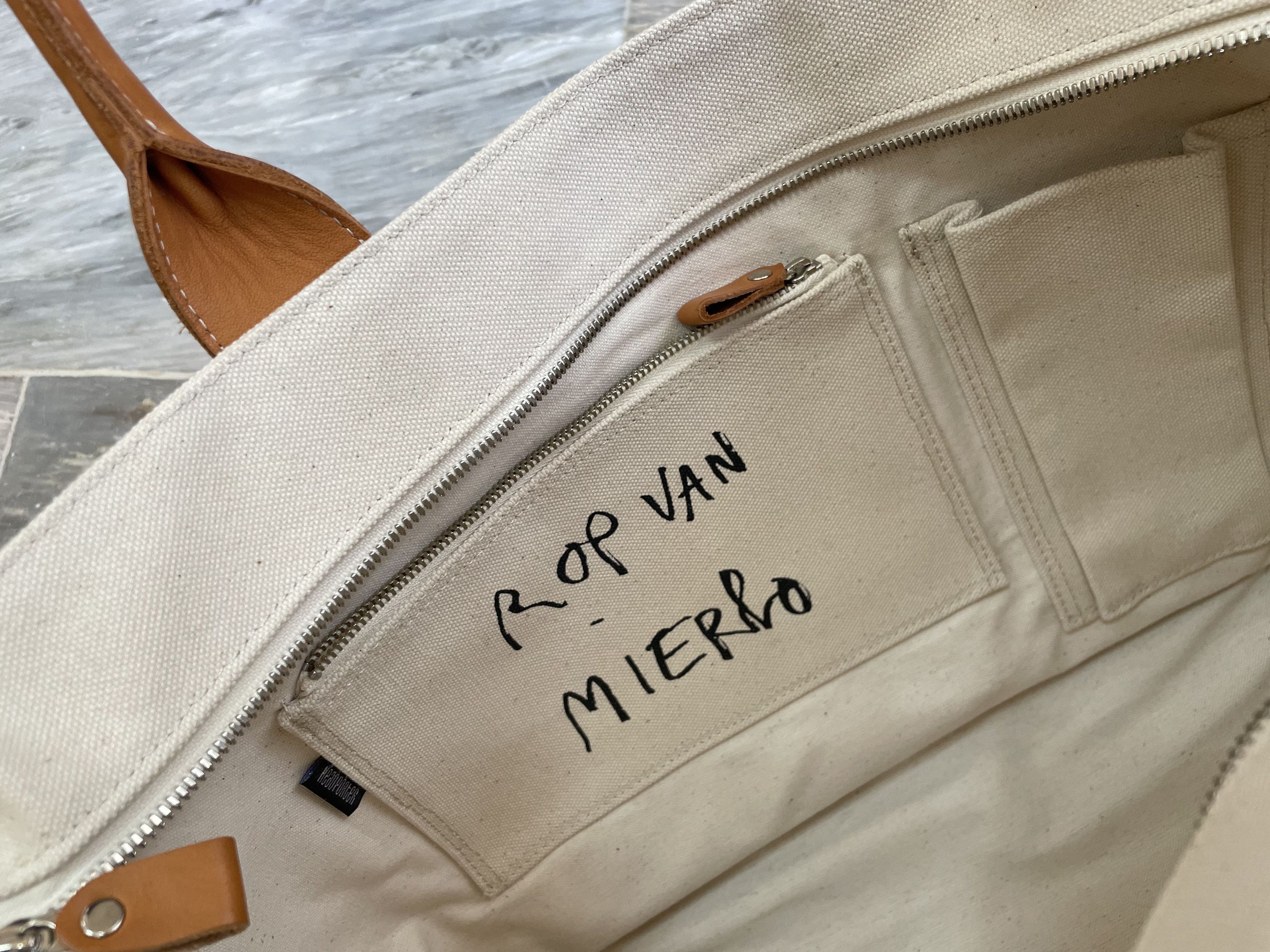 HEADPORTER ROP VAN MIERLO TOTE BAG - LESSER PANDA