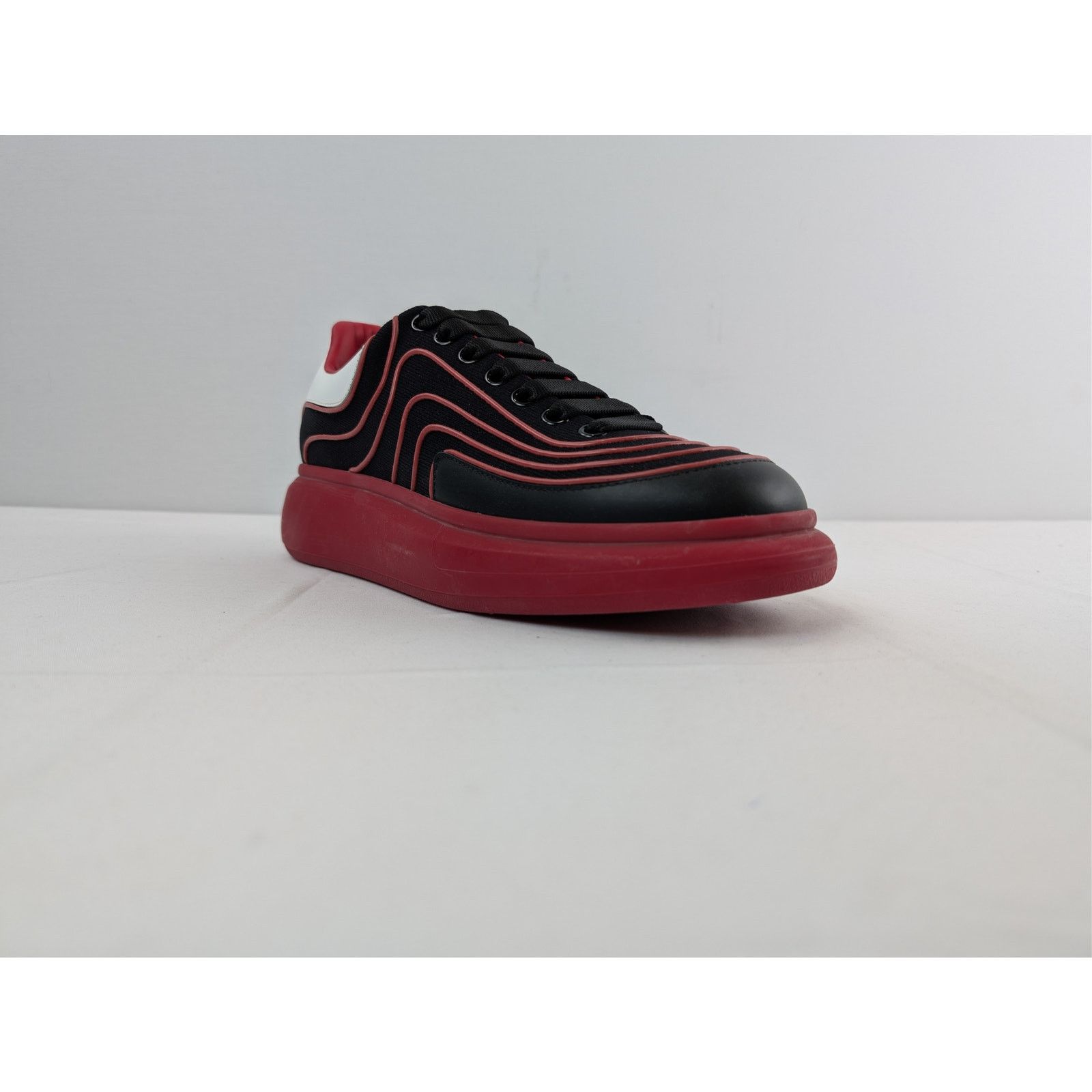 Alexander McQueen o1rshd1 Waves Knit Sneakers in Black/Red/White 43 Size US 10 / EU 43 - 2 Thumbnail