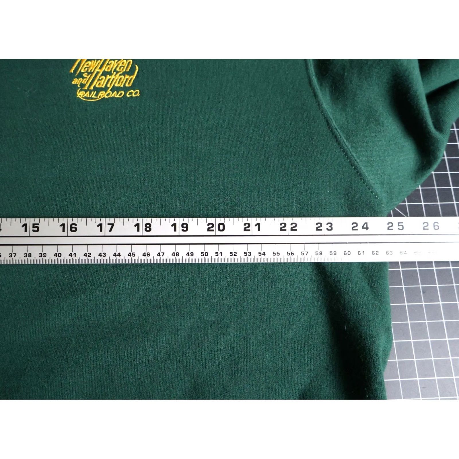 Vintage VTG New Haven Railroad Company Sweatshirt Men's XL Green Embroidered 90s City Outdoor Retro Graphic Print Heavyweight Size US XL / EU 56 / 4 - 5 Thumbnail