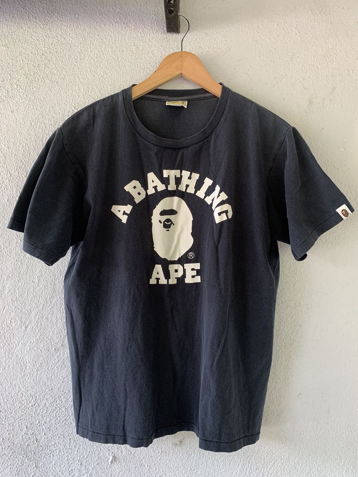 Japanese Brand × Nigo Vintage A bathing Ape OG Tee Size M / US 6-8 / IT 42-44 - 1 Thumbnail