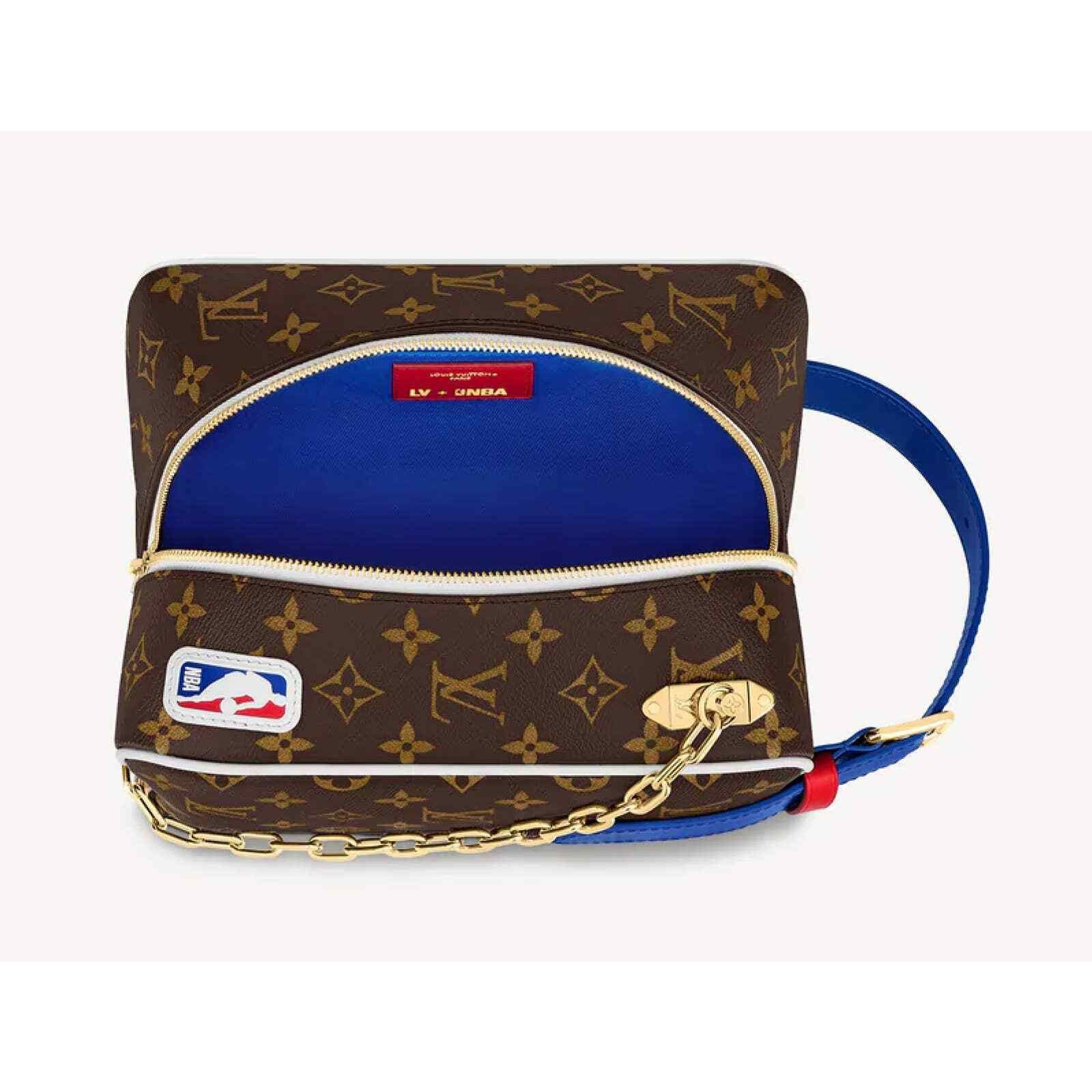 Louis Vuitton Louis Vuitton NBA Cloakroom Dopp Kit Travel Pouch Bag Size ONE SIZE - 10 Thumbnail