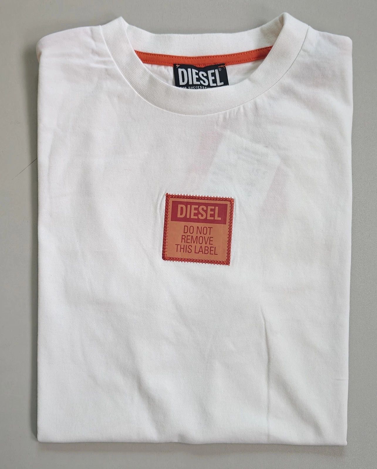 Diesel DIESEL White T-Shirt With Logo Patch T 4132 Size US XS / EU 42 / 0 - 1 Thumbnail